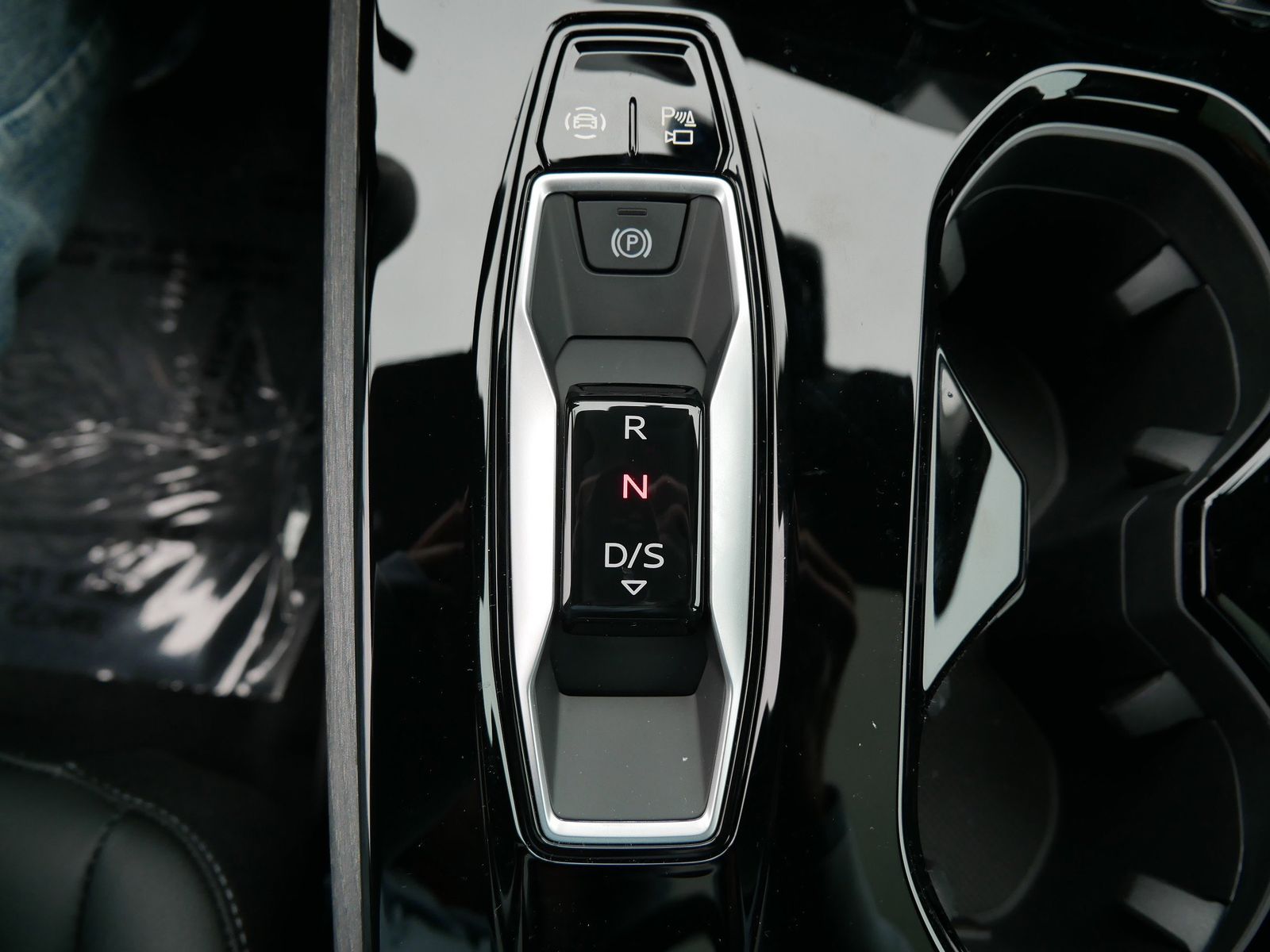 Thumbnail: 2025 Audi A5 - 16