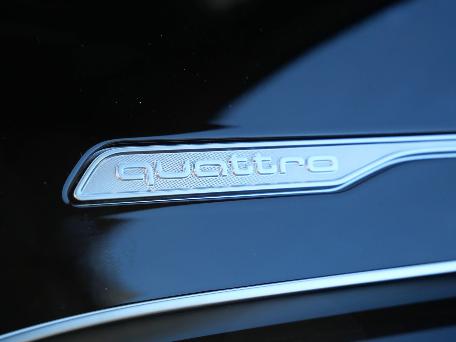 Thumbnail: 2026 Audi Q7 - 15