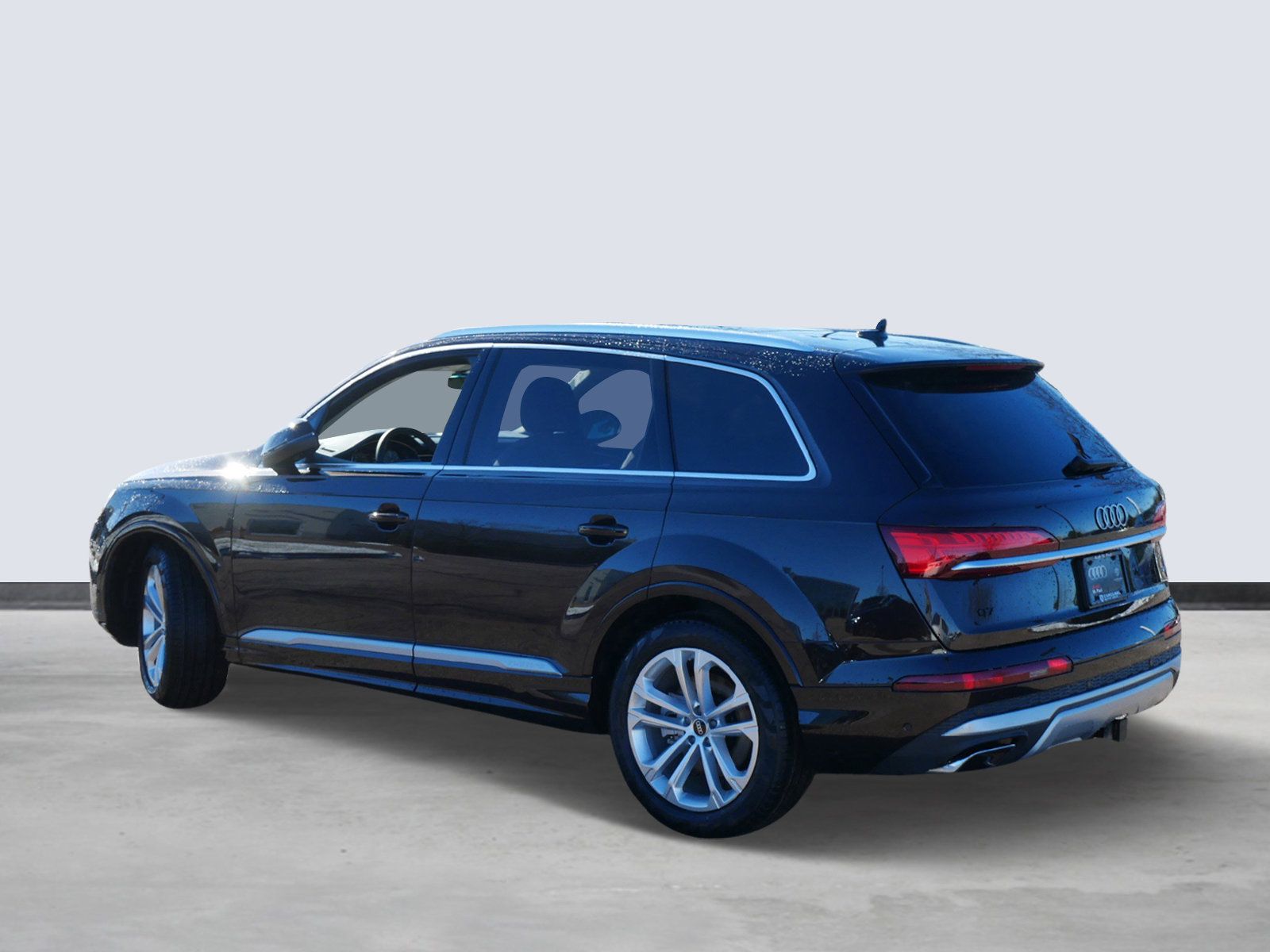 Thumbnail: 2026 Audi Q7 - 3
