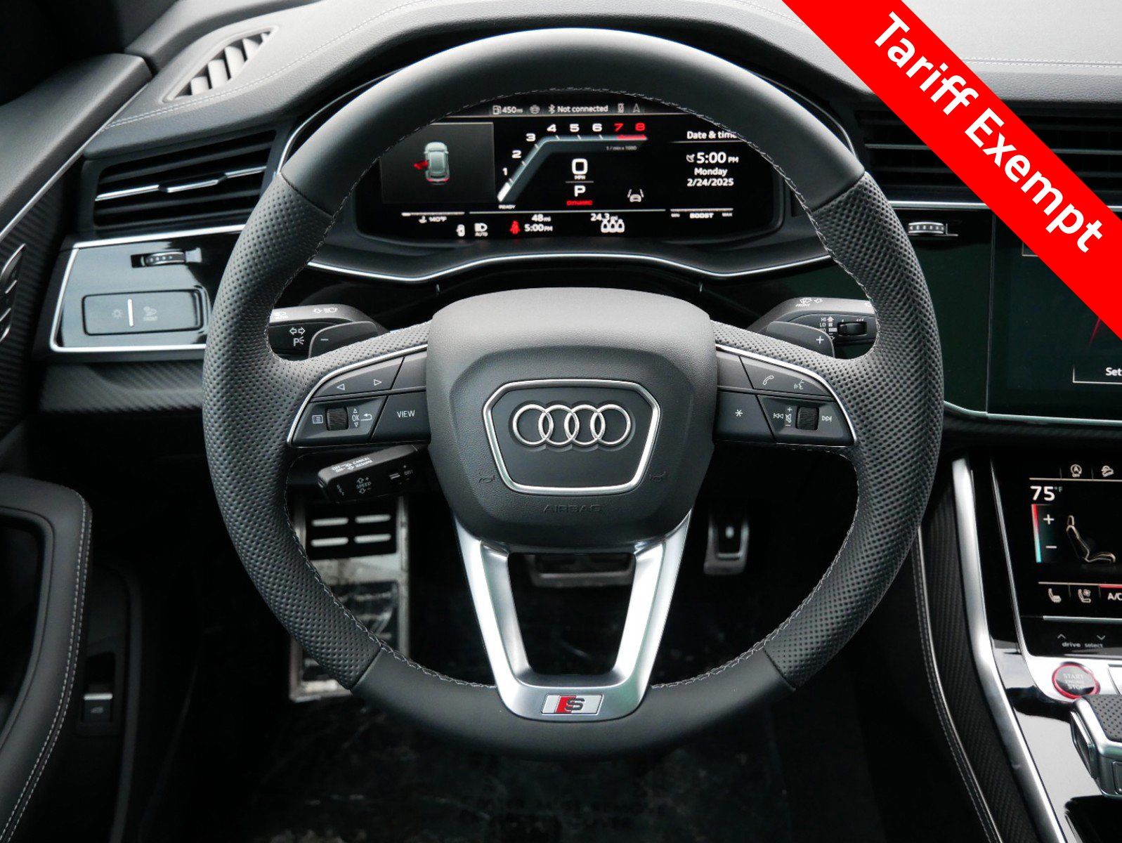 Thumbnail: 2025 Audi SQ8 - 12
