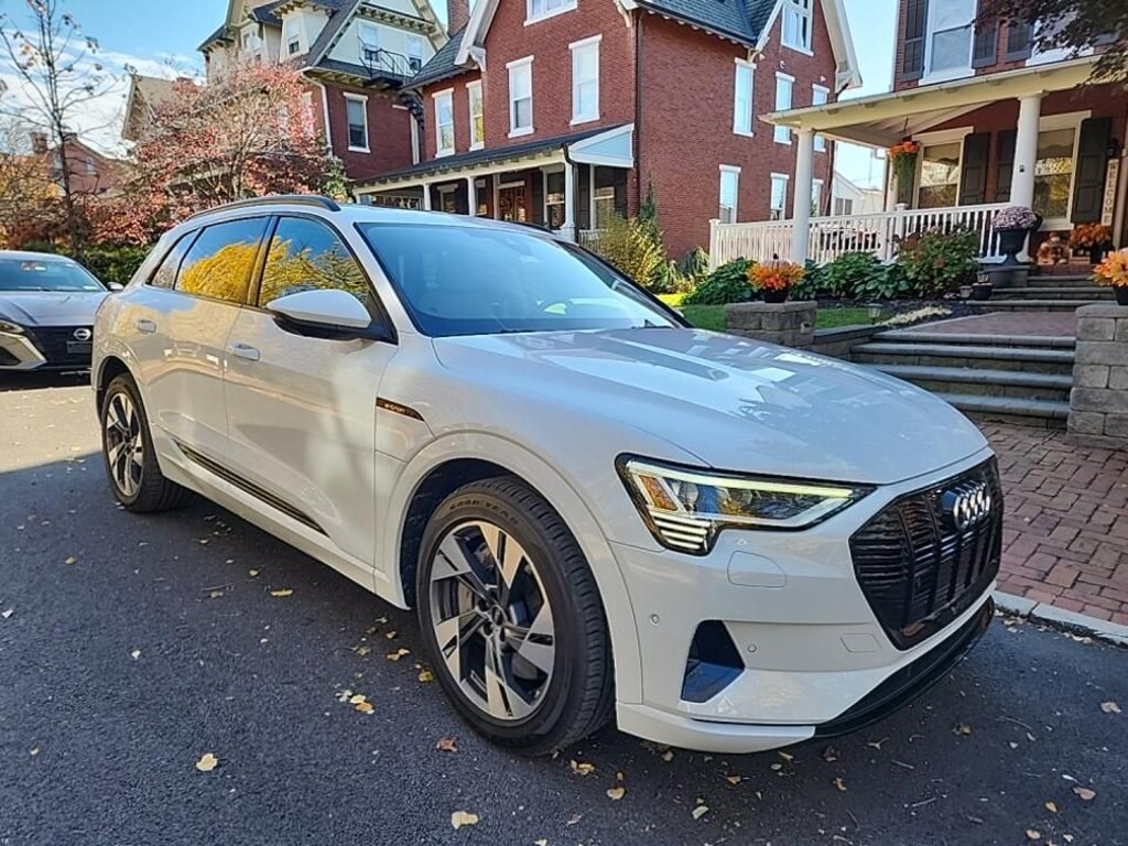 Certified 2023 Audi e-tron Premium SUV