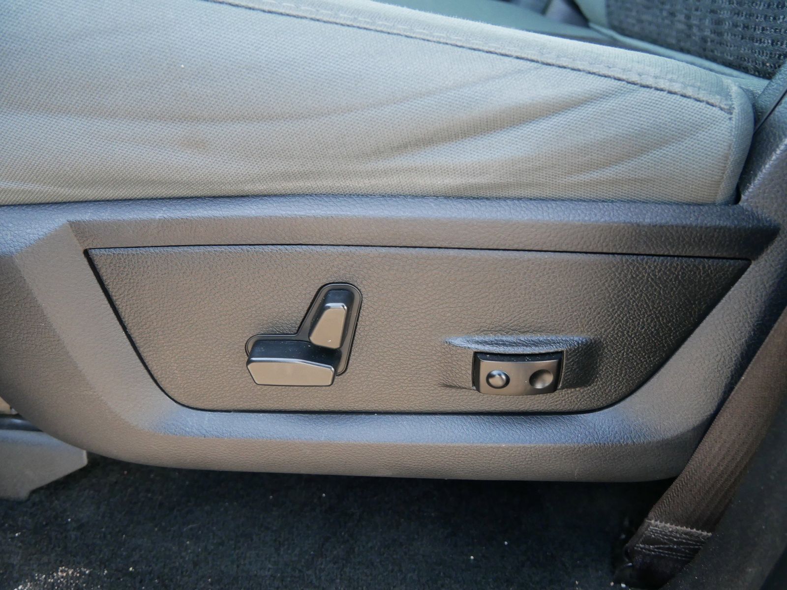 Thumbnail: 2015 RAM 1500 - 15