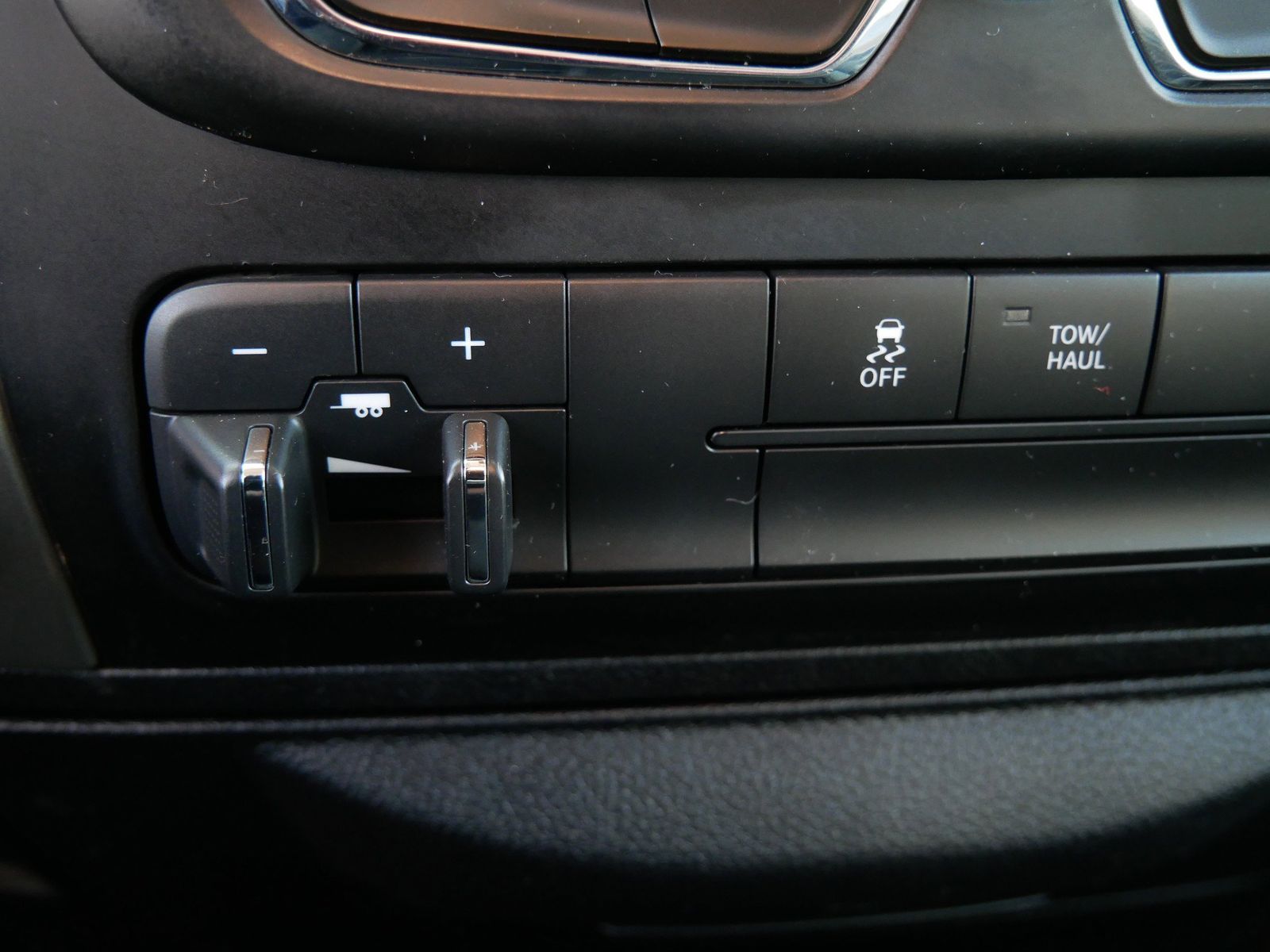 Thumbnail: 2015 RAM 1500 - 19