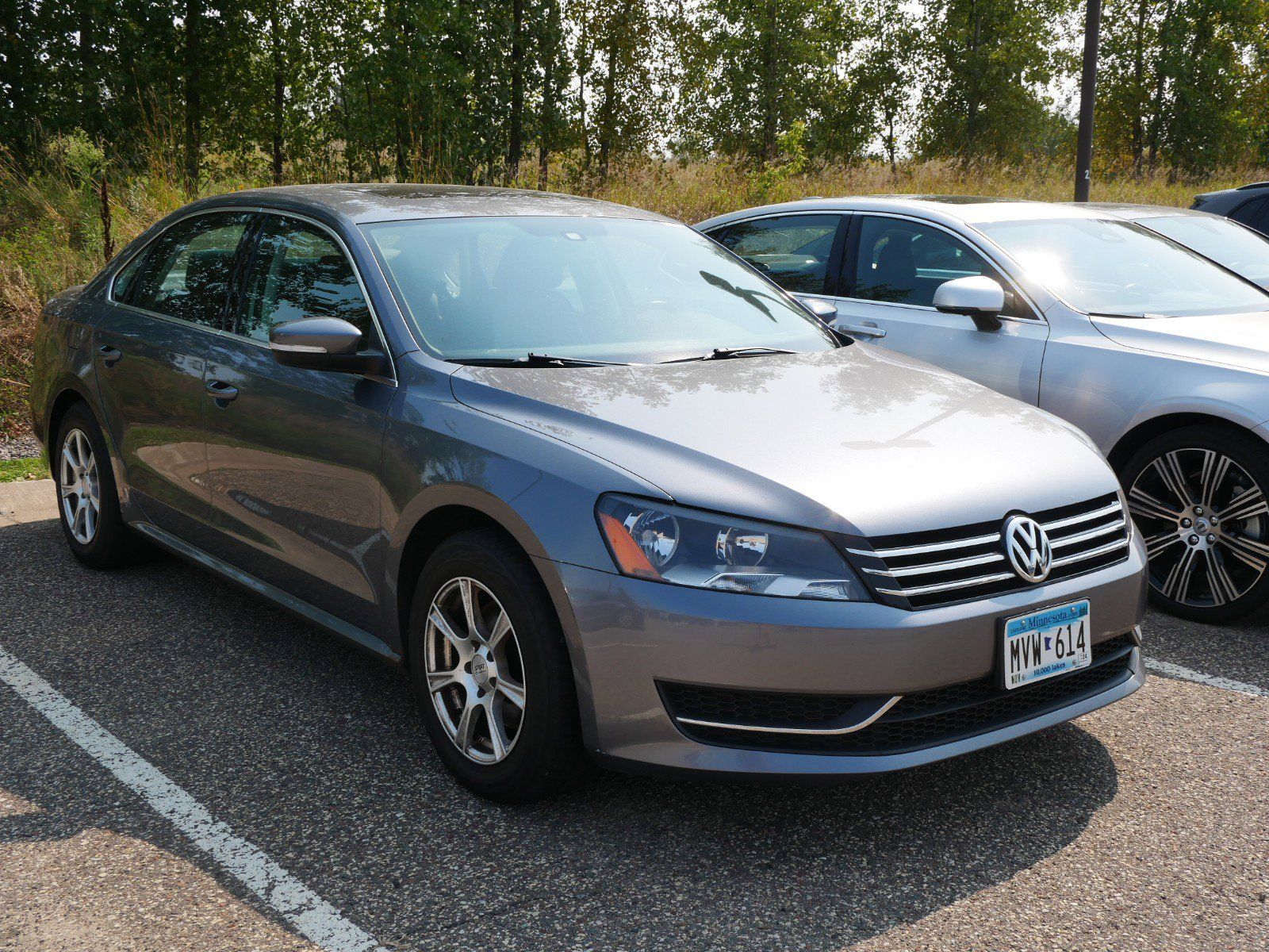 Used 2013 Volkswagen Passat SE with VIN 1VWBH7A30DC001198 for sale in Saint Paul, Minnesota