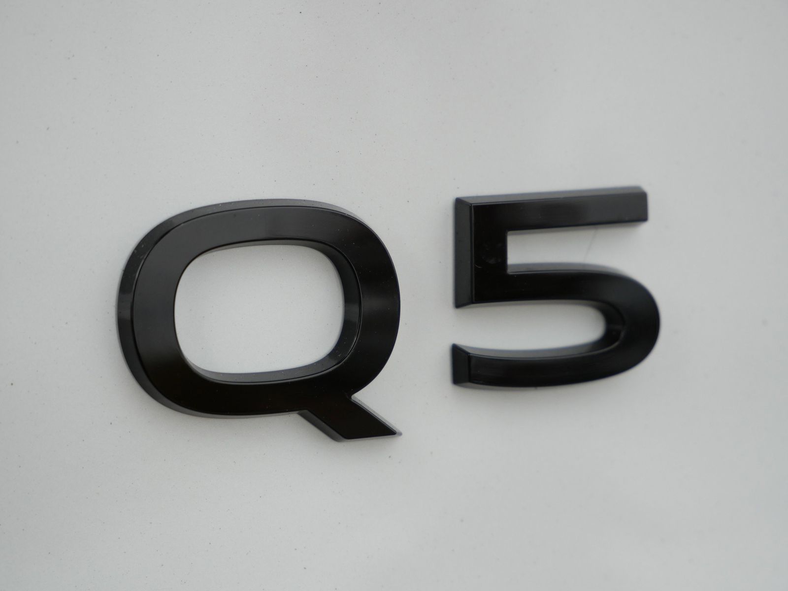 Thumbnail: 2025 Audi Q5 - 10