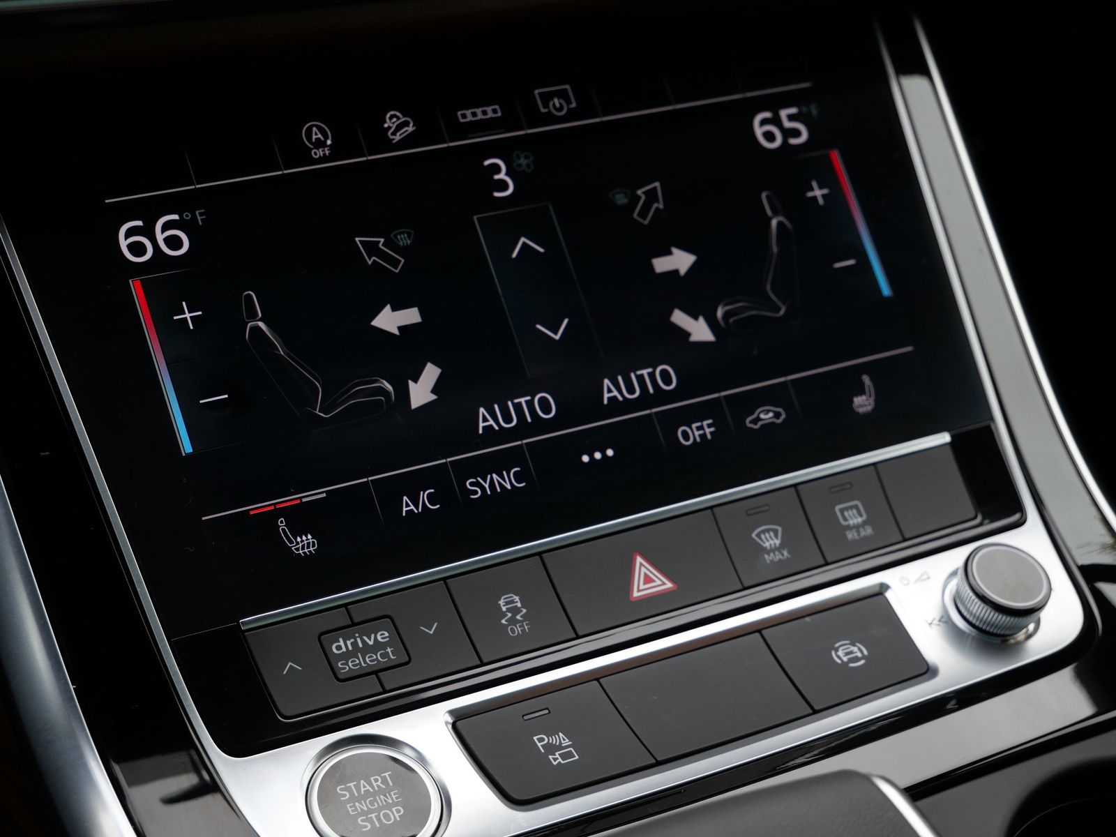 Thumbnail: 2025 Audi Q7 - 21