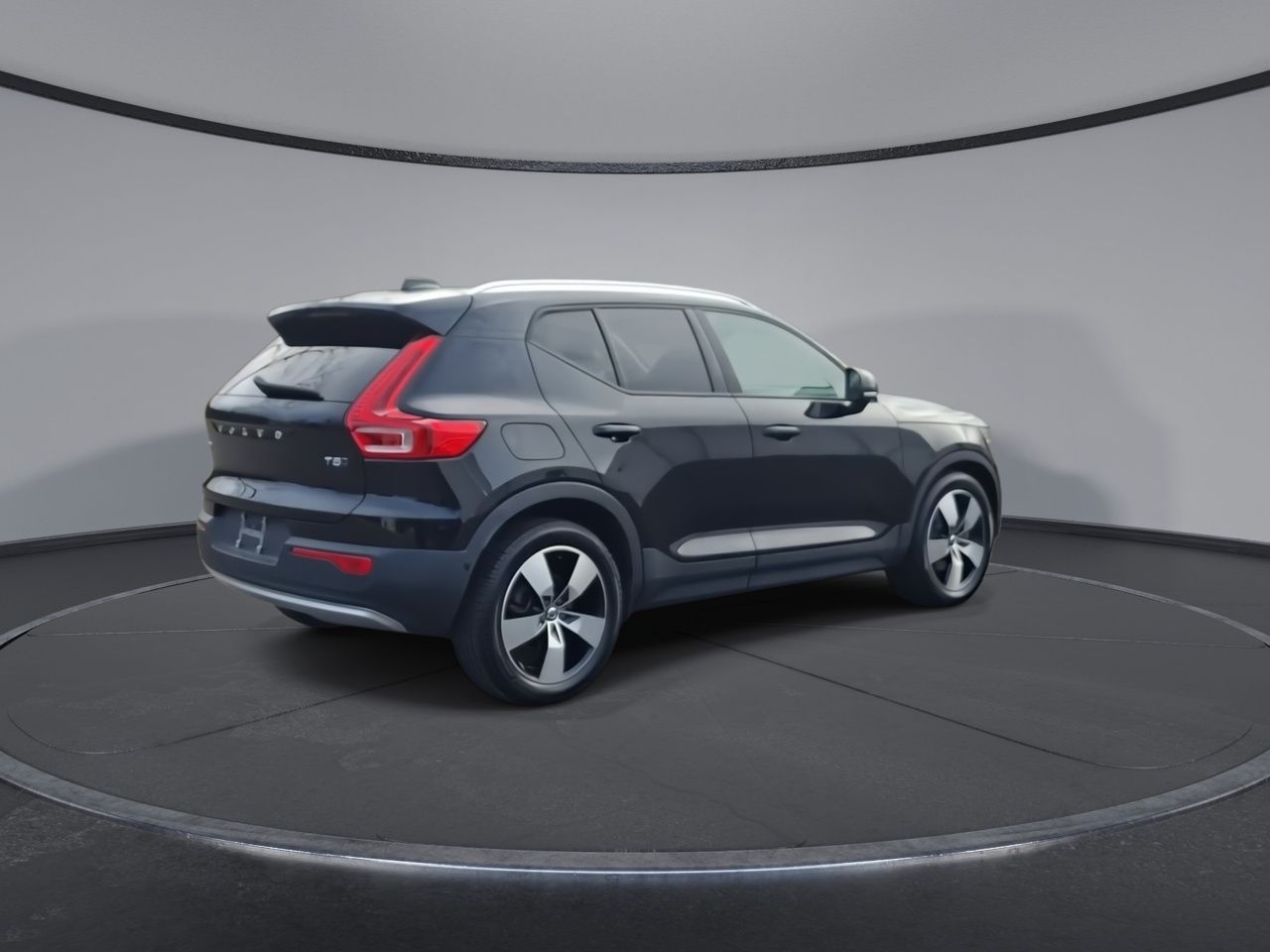 Thumbnail: 2020 Volvo XC40 - 8