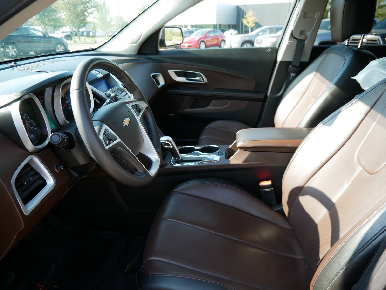 Thumbnail: 2011 Chevrolet Equinox - 8