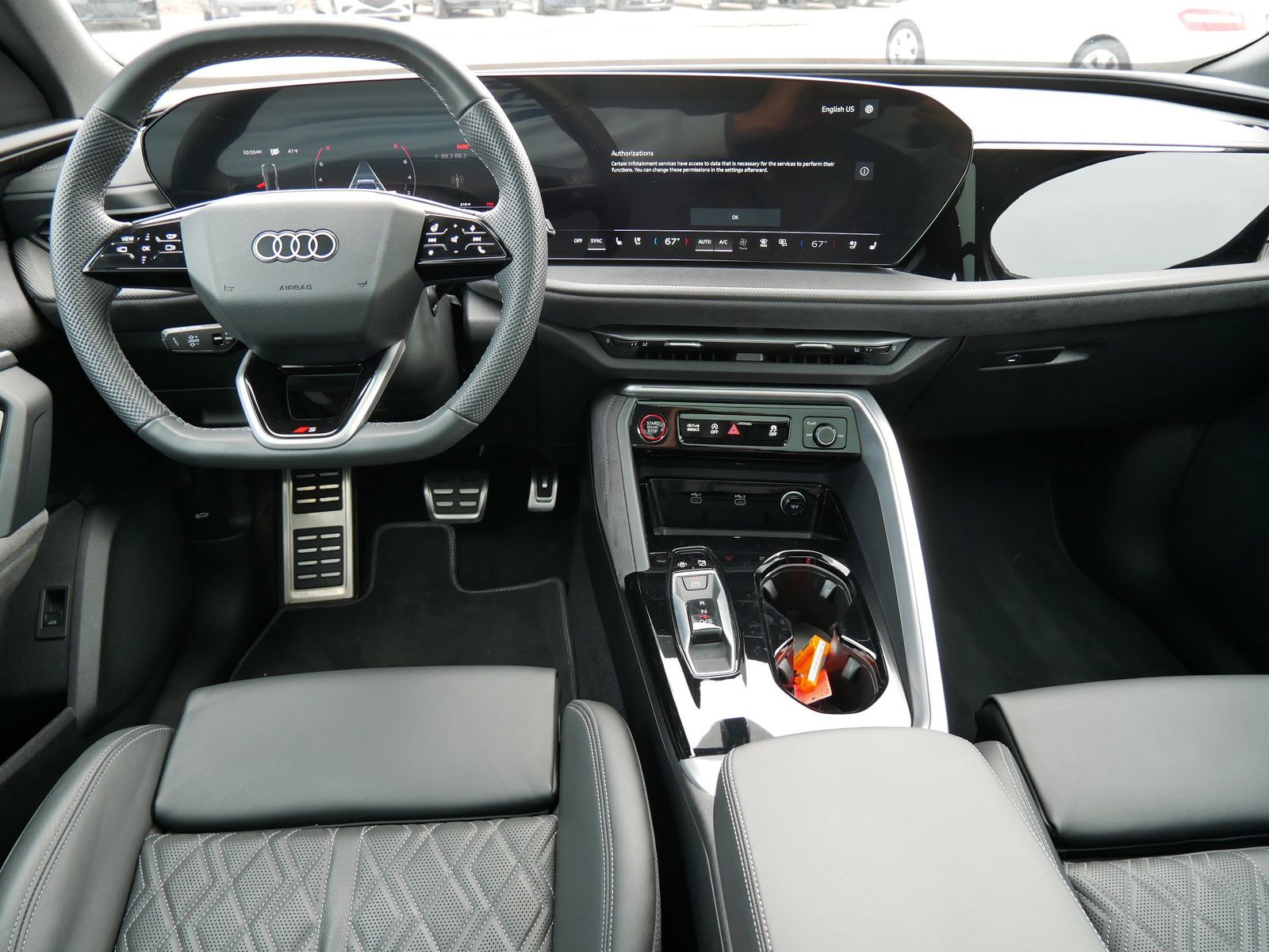 Thumbnail: 2025 Audi SQ5 - 12