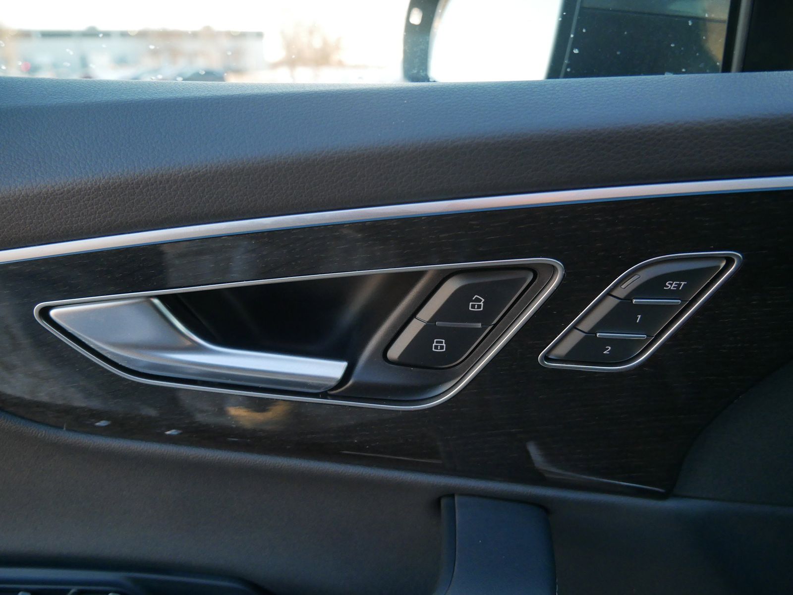 Thumbnail: 2026 Audi Q7 - 17