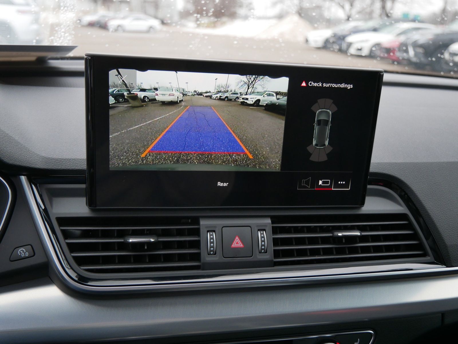 Thumbnail: 2025 Audi Q5 - 22