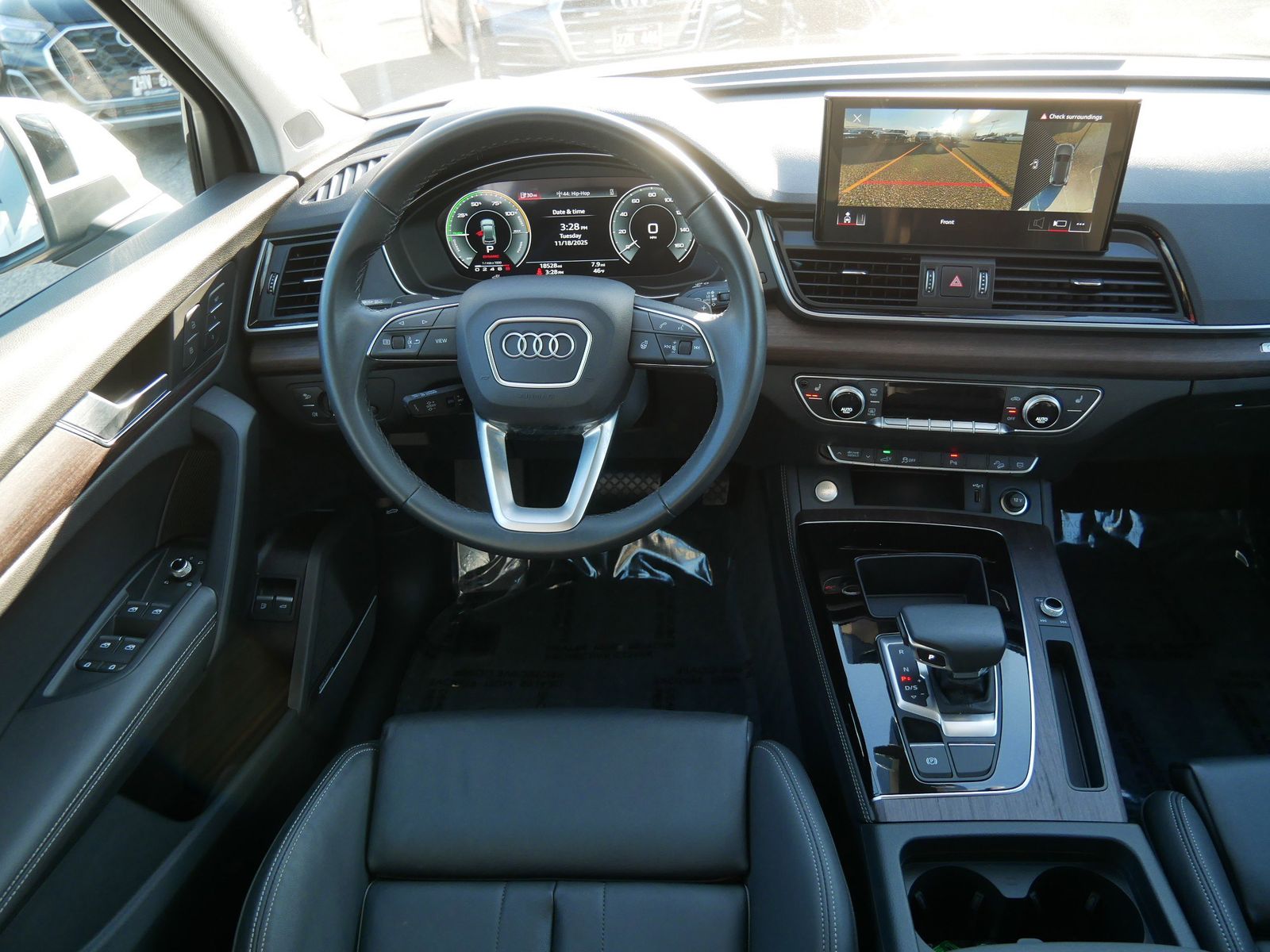 Thumbnail: 2024 Audi Q5 - 10