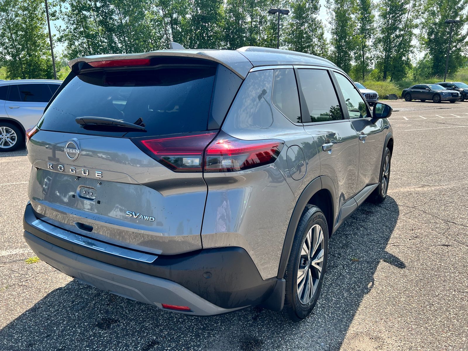 Thumbnail: 2022 Nissan Rogue - 3