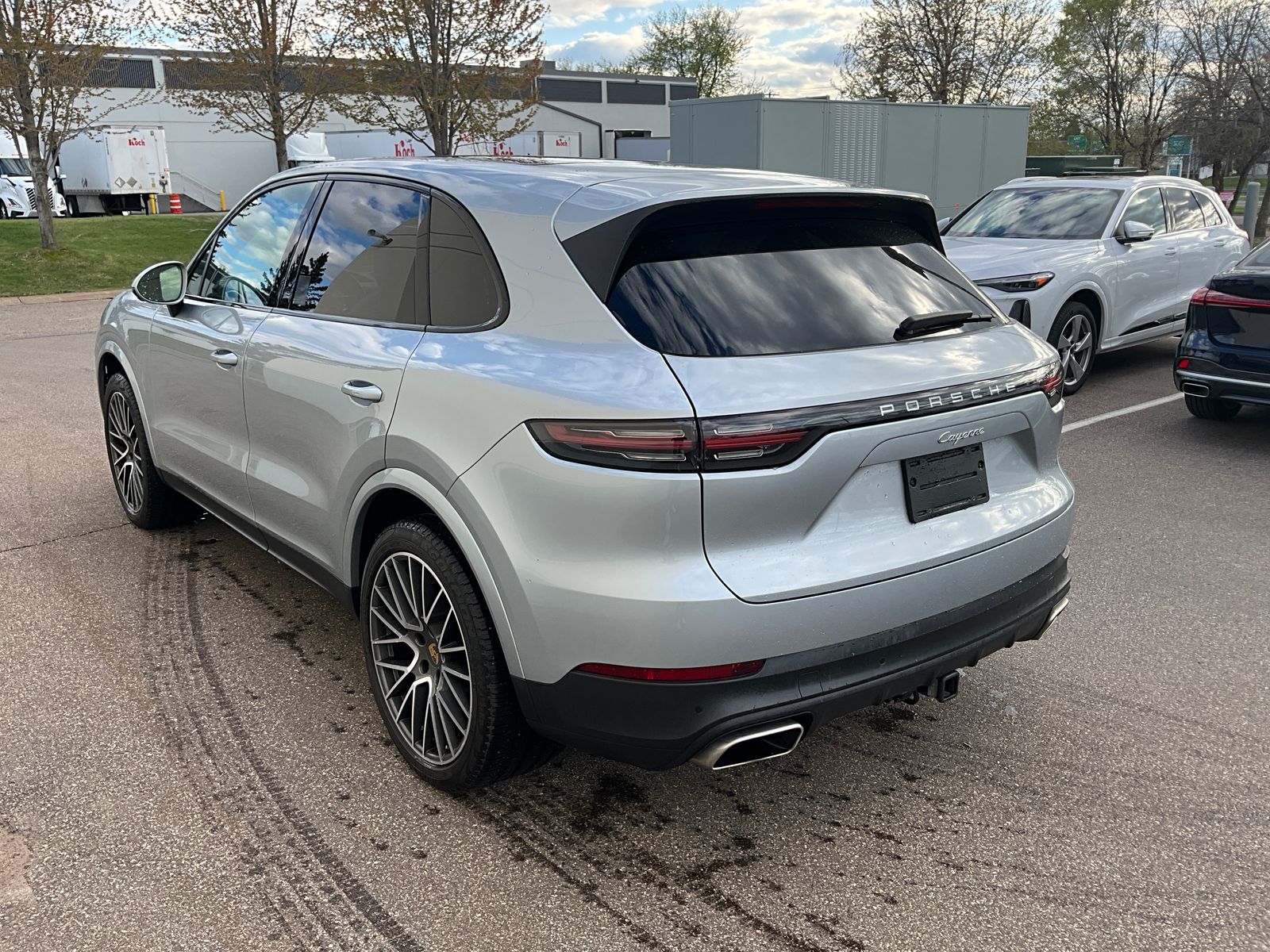 Thumbnail: 2023 Porsche Cayenne - 5