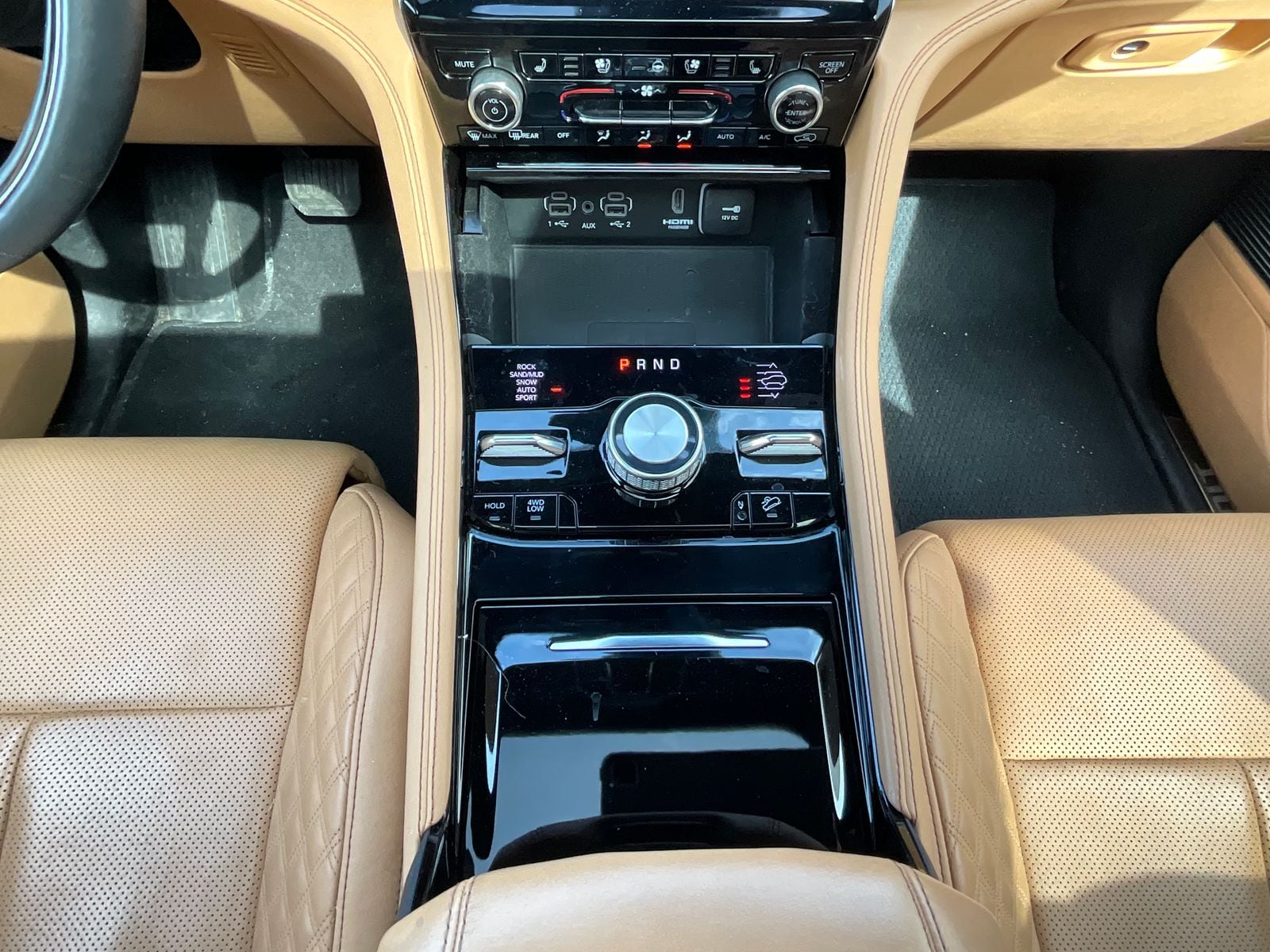 Thumbnail: 2022 Jeep Grand Cherokee - 16