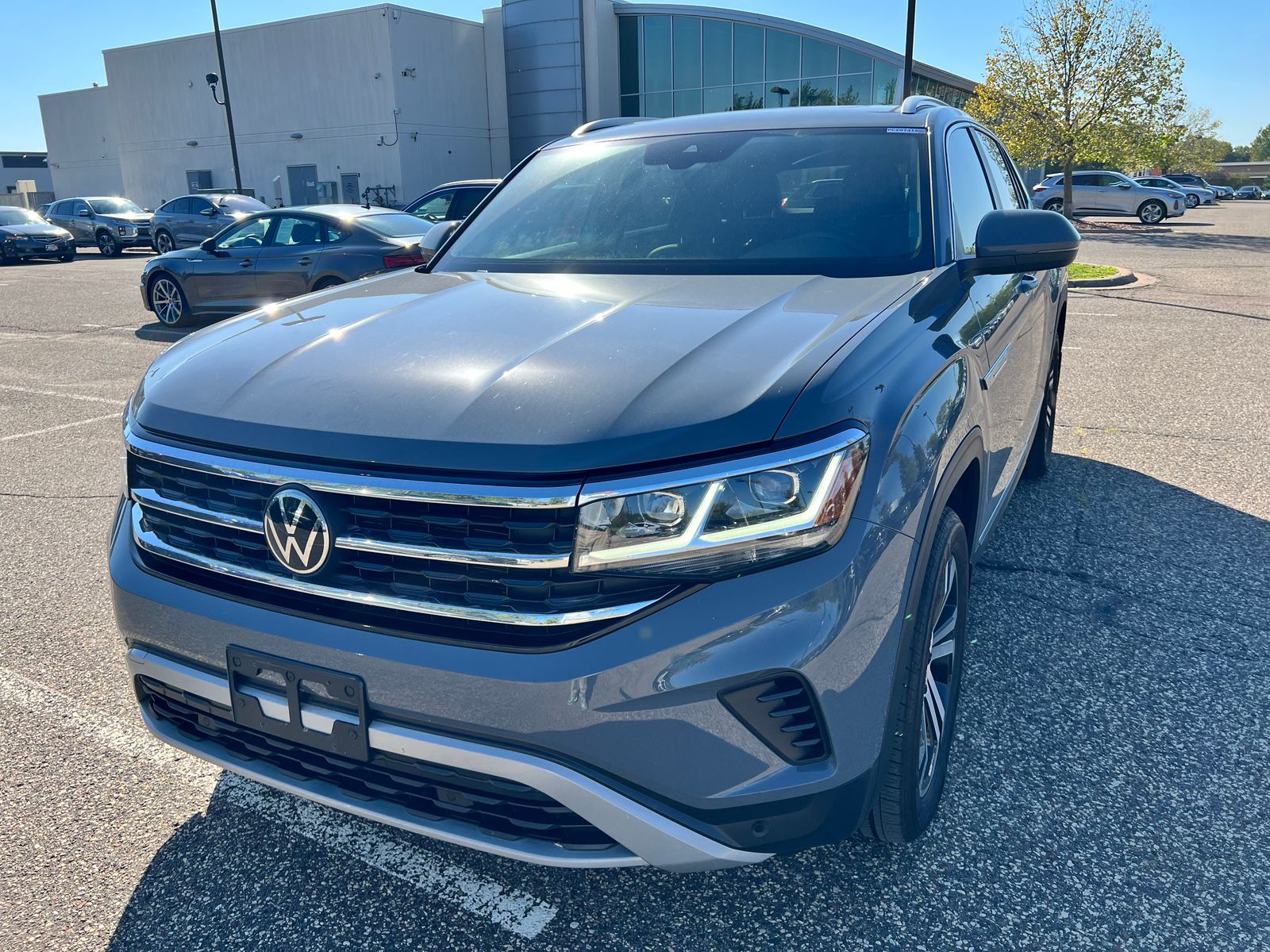 Thumbnail: 2023 Volkswagen Atlas - 2
