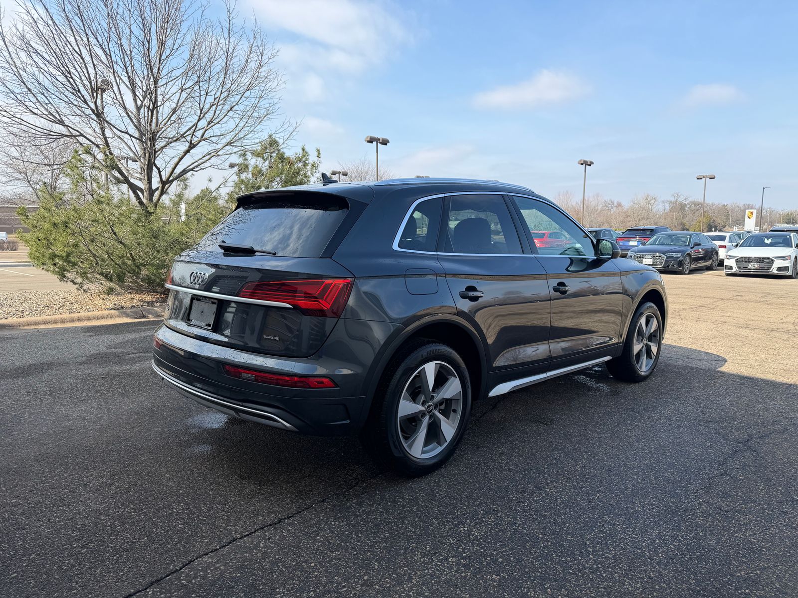 Thumbnail: 2023 Audi Q5 - 10