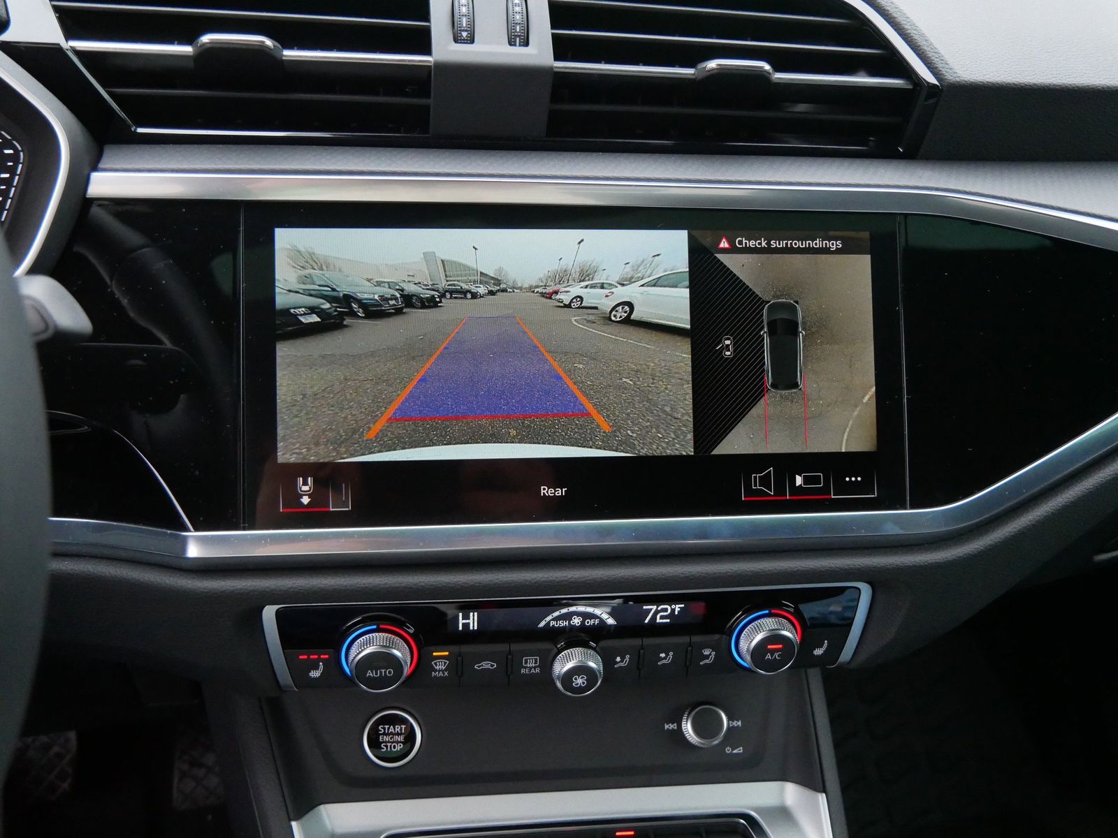 Thumbnail: 2025 Audi Q3 - 20