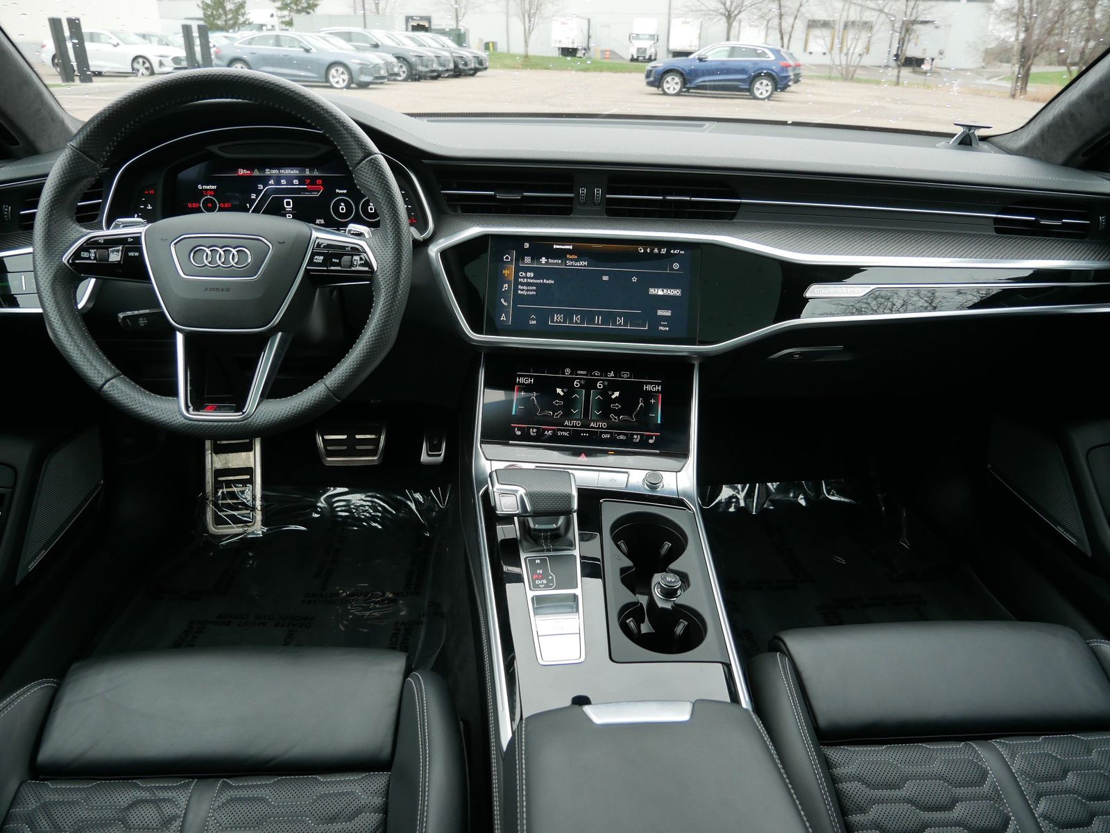 Thumbnail: 2021 Audi RS 7 - 13