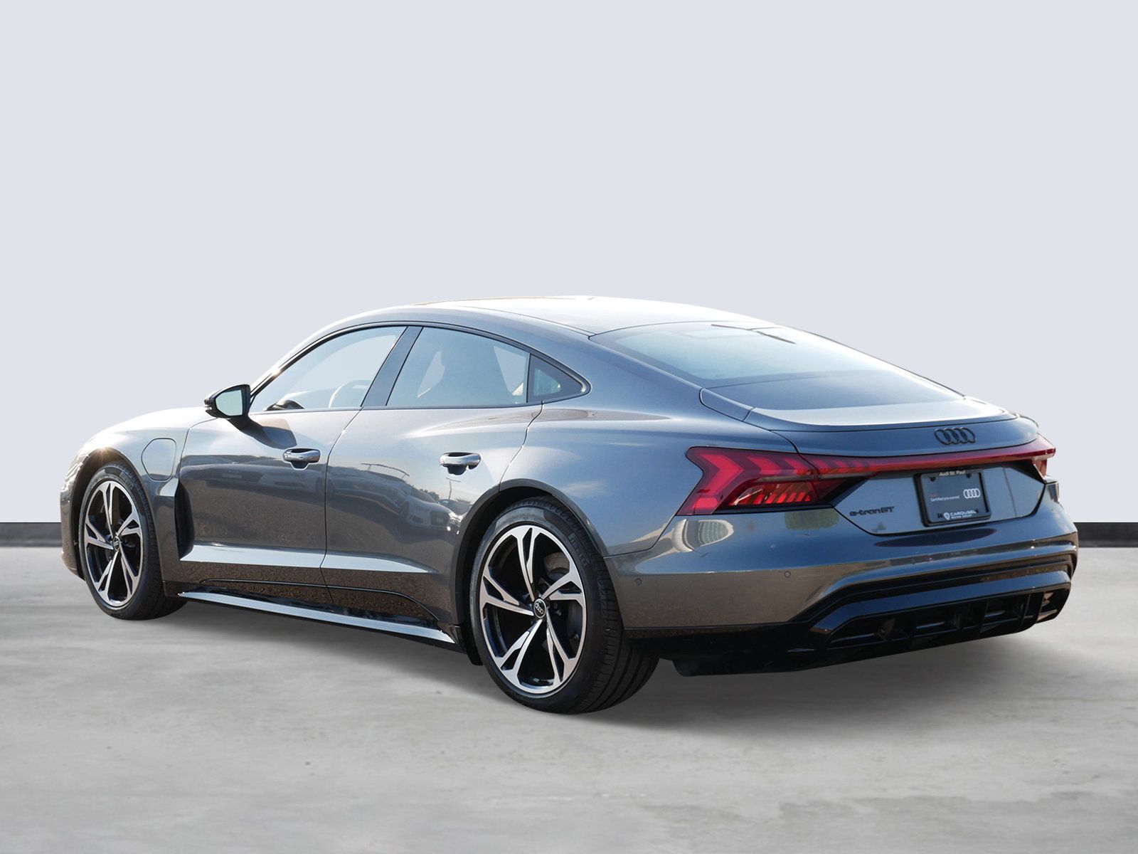 Thumbnail: 2022 Audi e-tron GT - 3