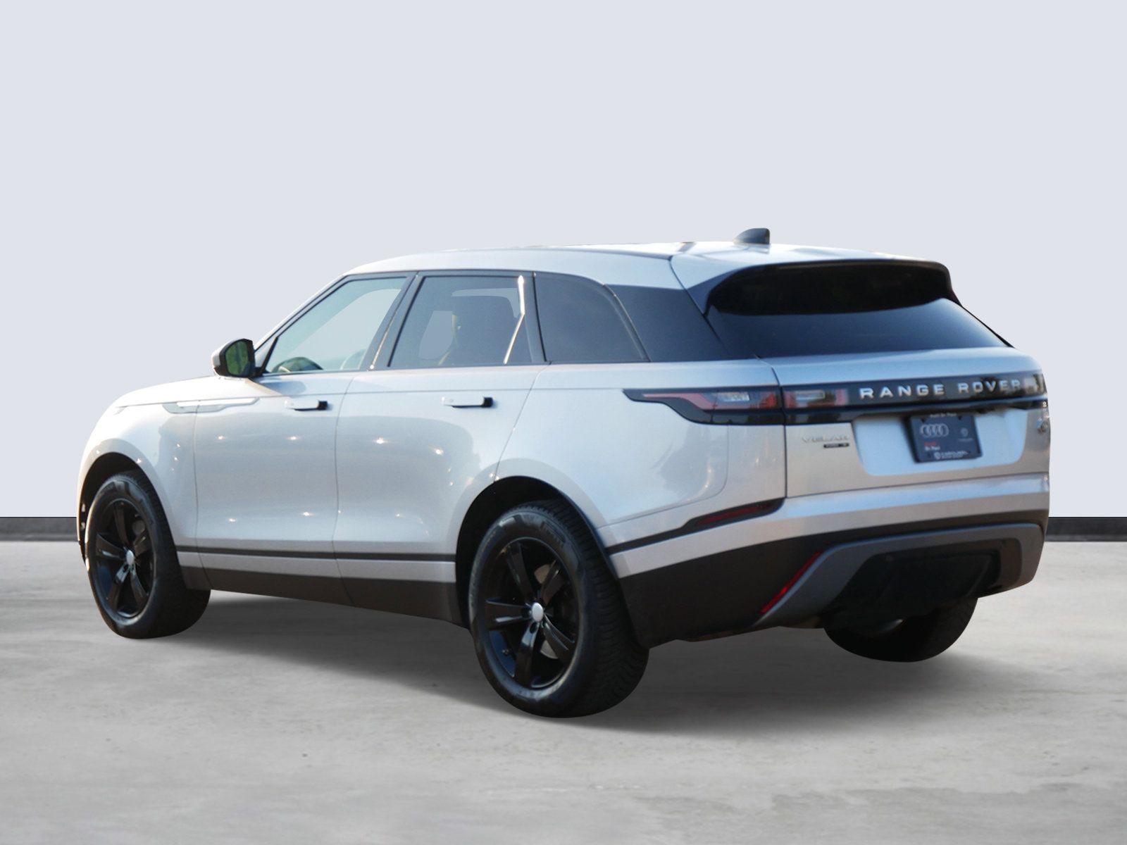 Thumbnail: 2020 Land Rover Range Rover Velar - 2