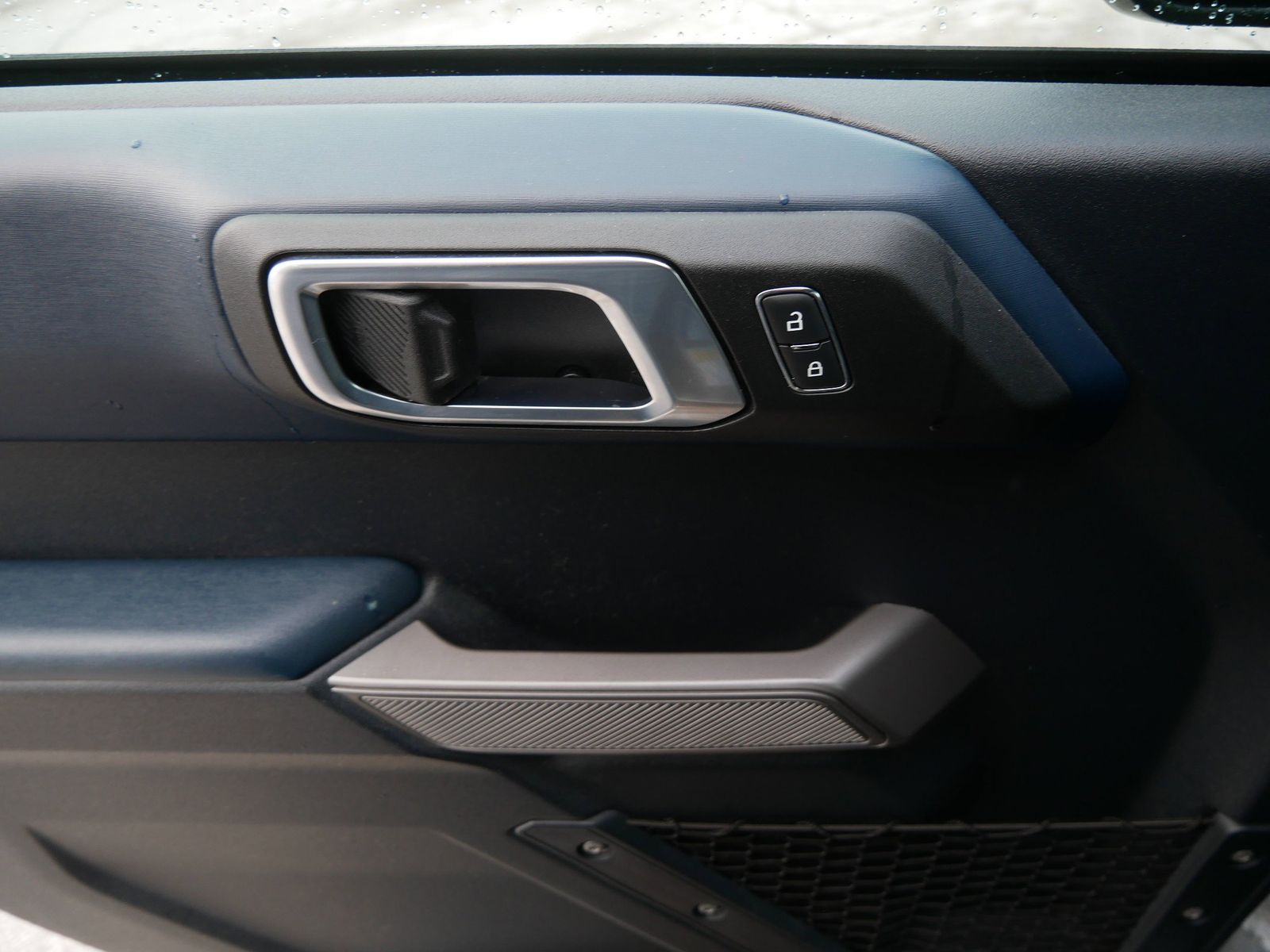 Thumbnail: 2022 Ford Bronco - 15