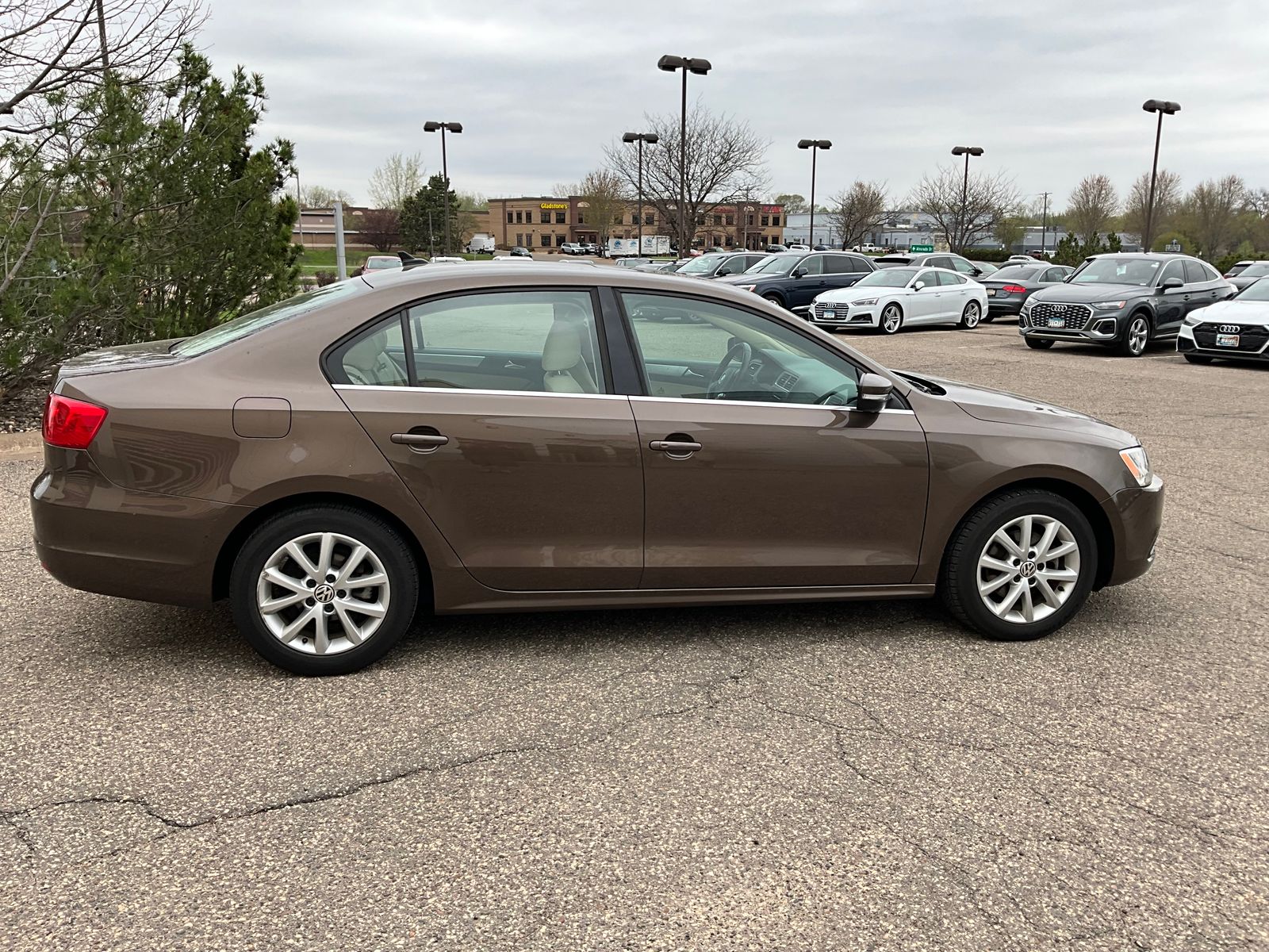 Thumbnail: 2014 Volkswagen Jetta - 11