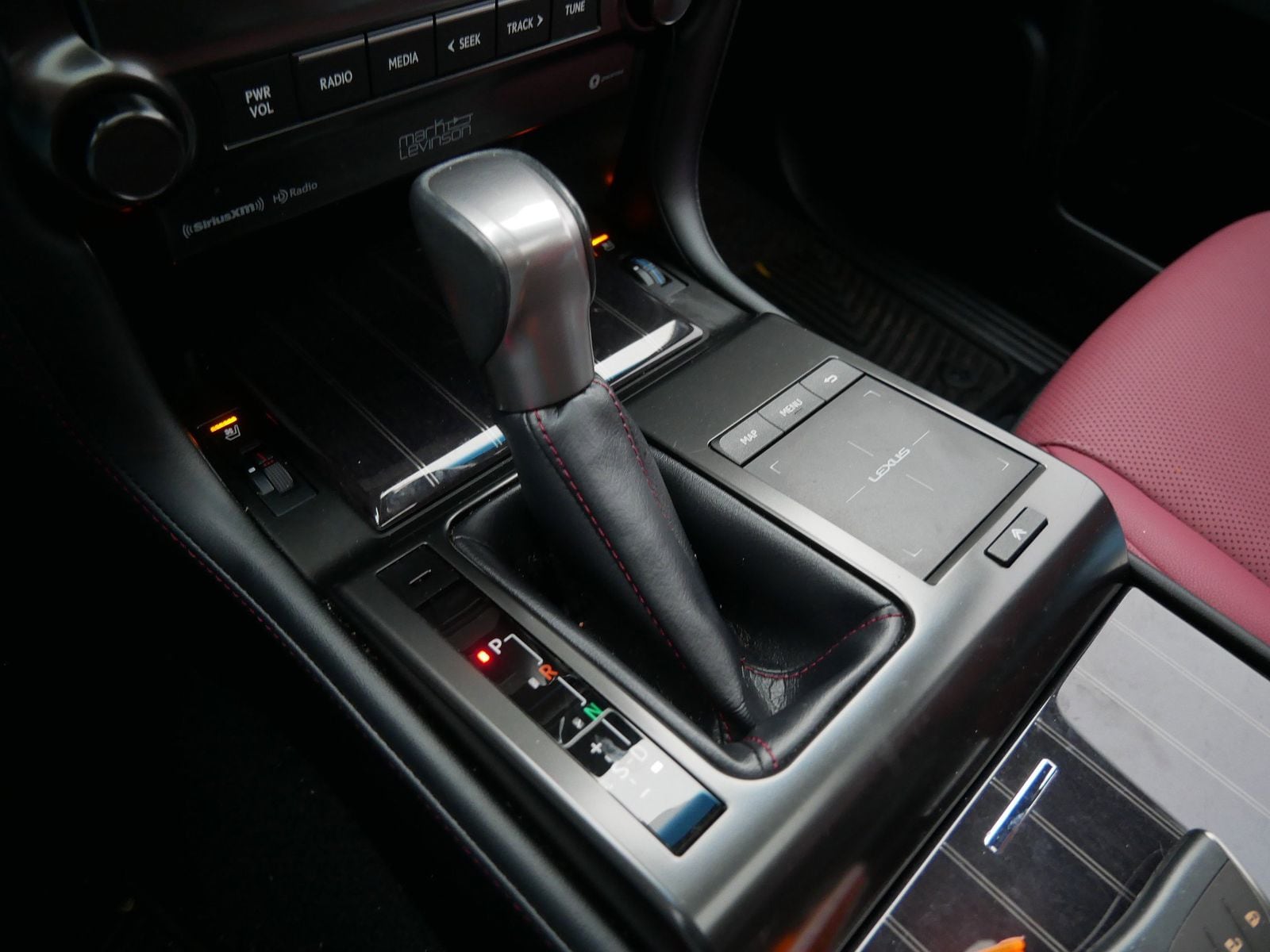 Thumbnail: 2023 Lexus GX - 18