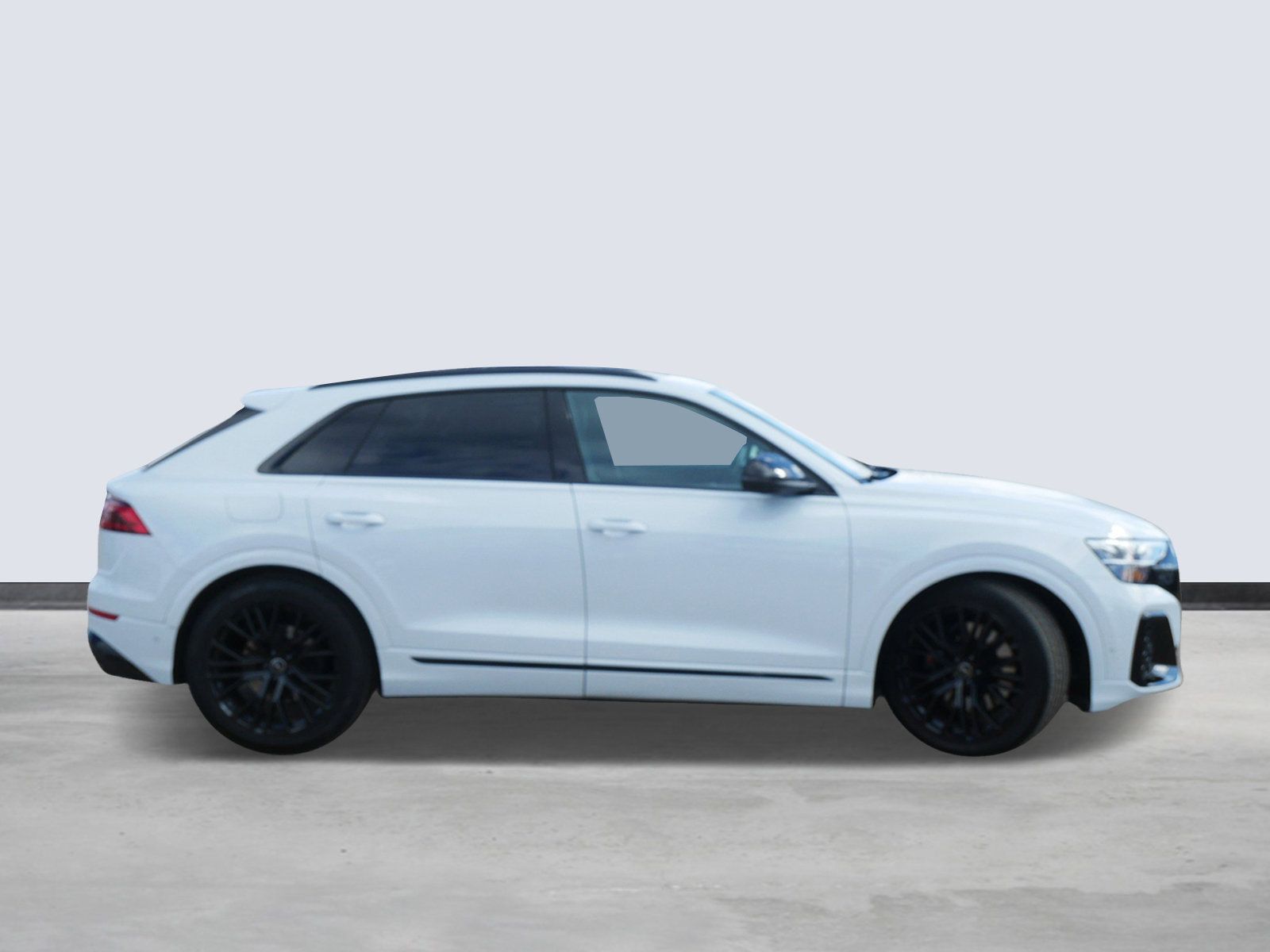 Thumbnail: 2025 Audi SQ8 - 6