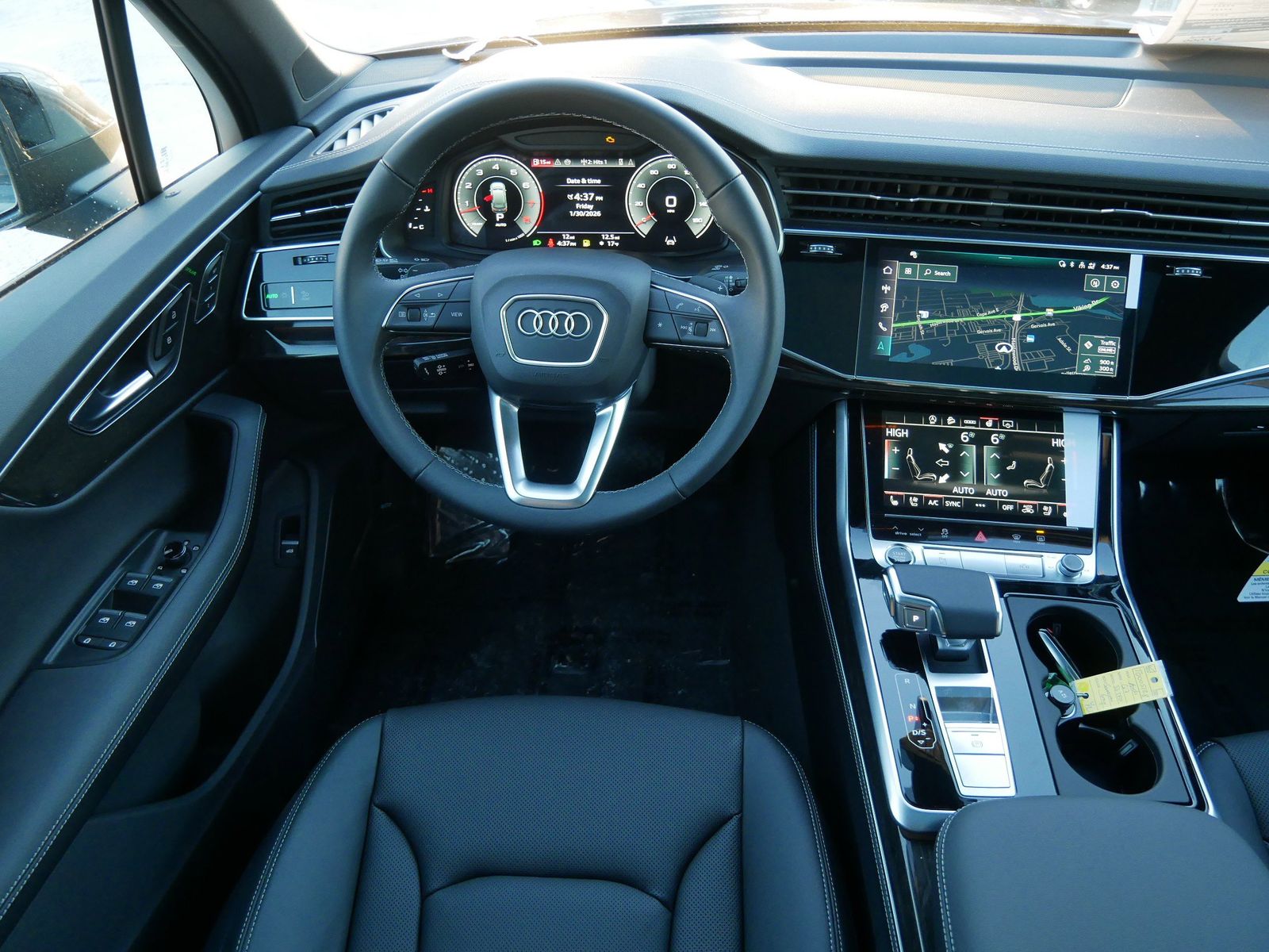 Thumbnail: 2026 Audi Q7 - 11