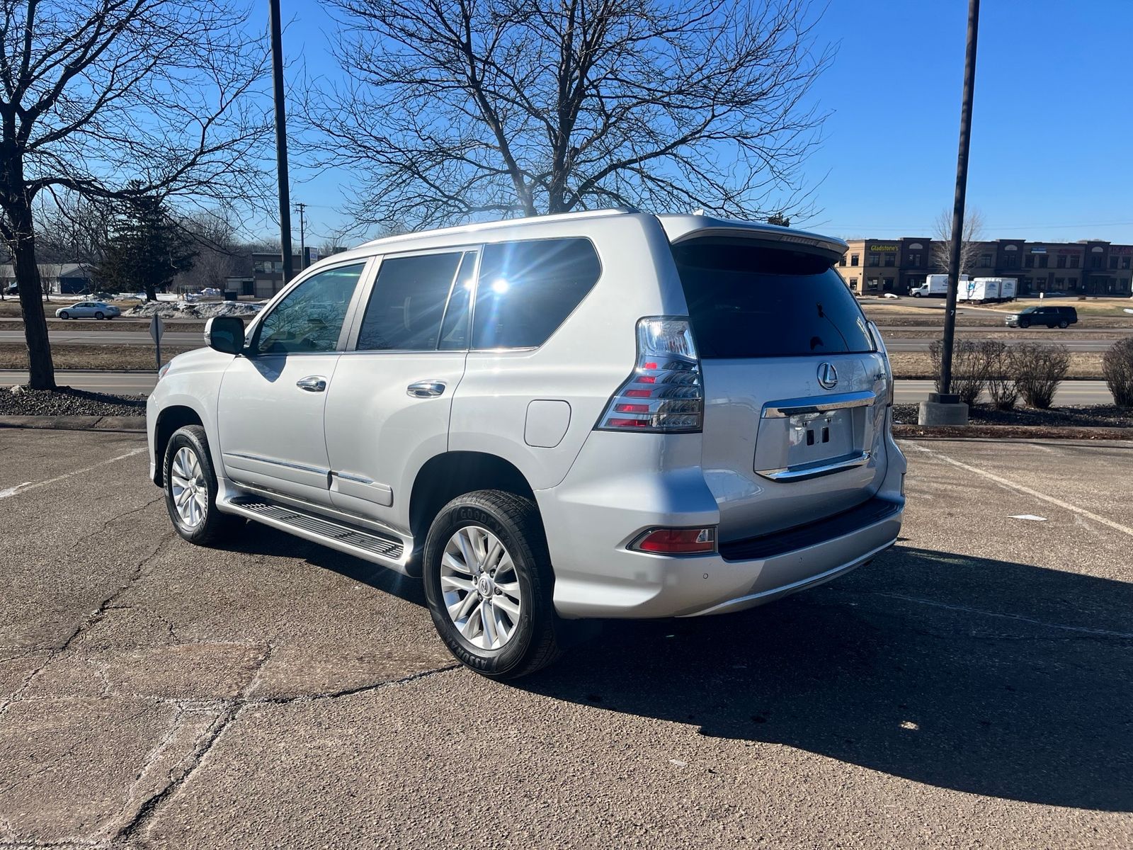 Thumbnail: 2014 Lexus GX - 3