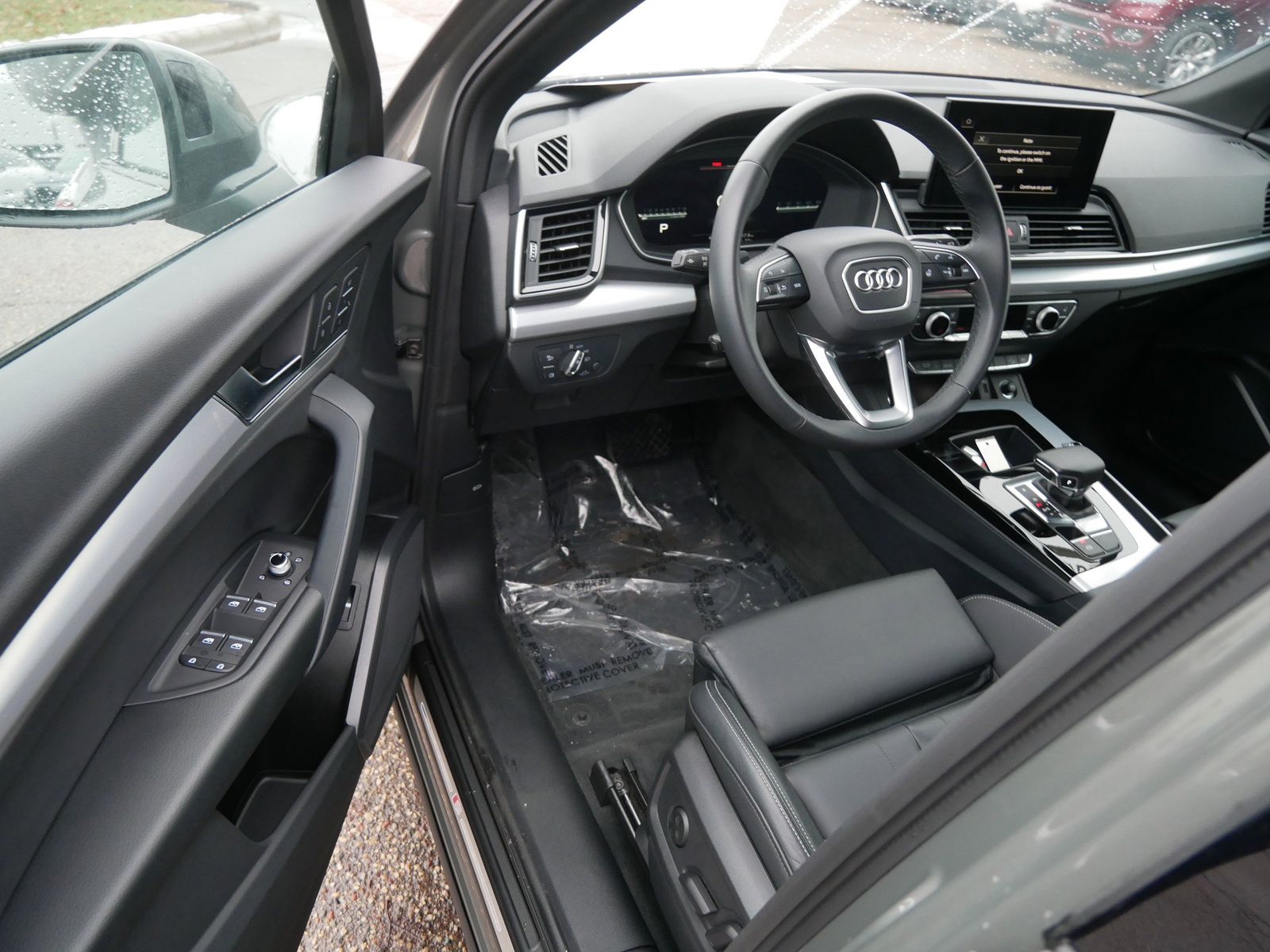 Thumbnail: 2025 Audi Q5 - 9