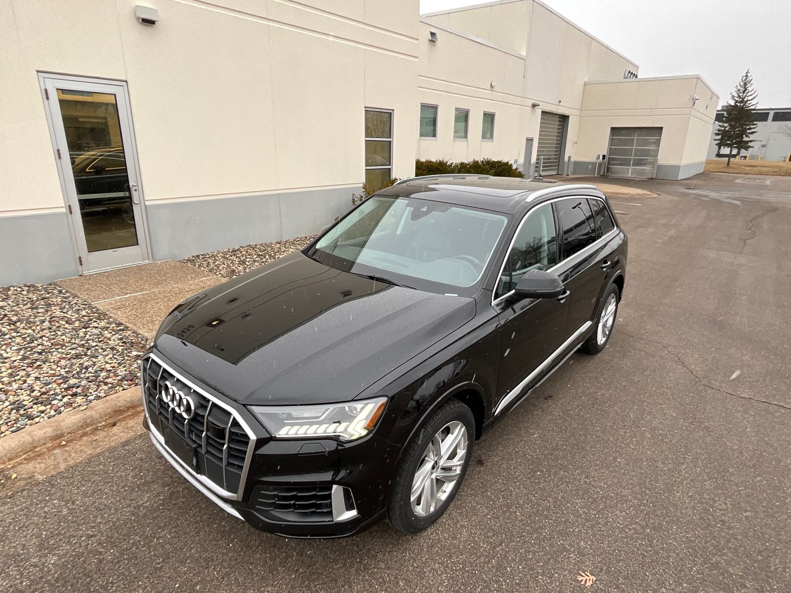 Thumbnail: 2023 Audi Q7 - 11