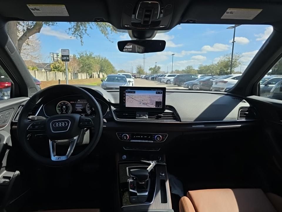 Thumbnail: 2025 Audi Q5 - 4