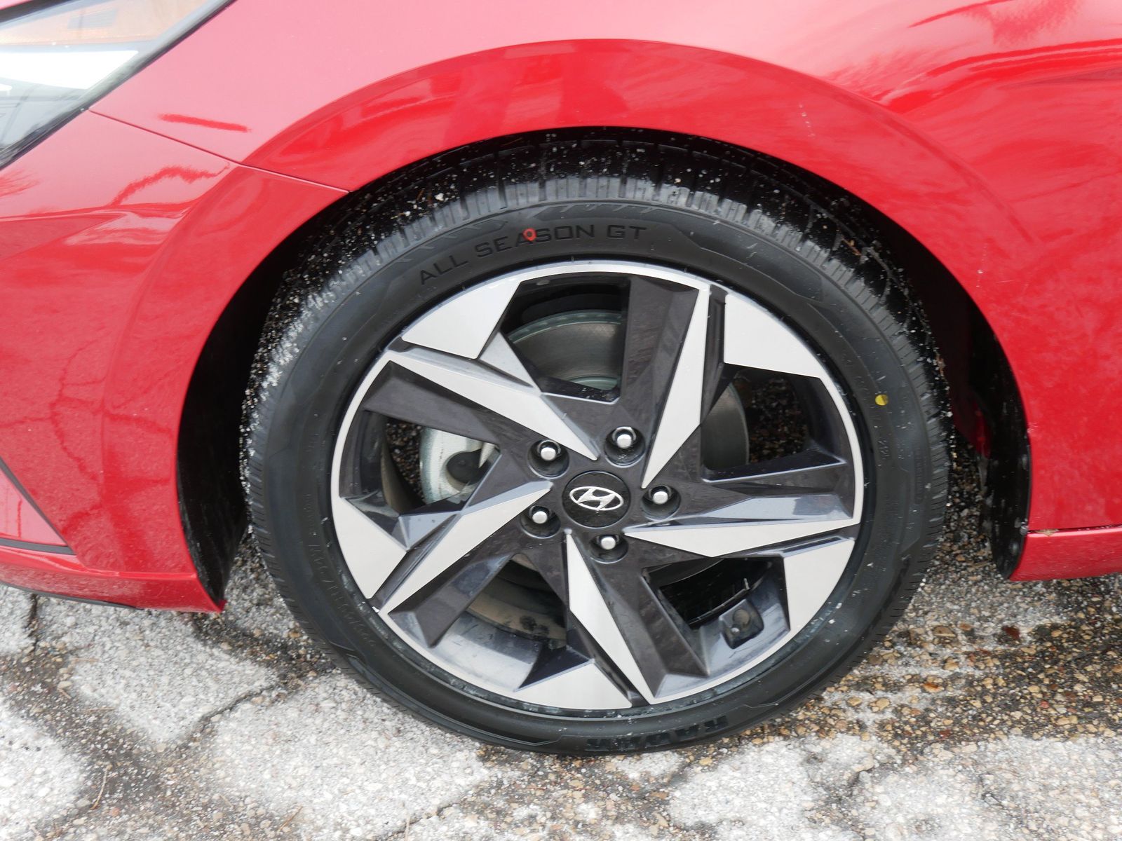 Thumbnail: 2023 Hyundai Elantra - 8