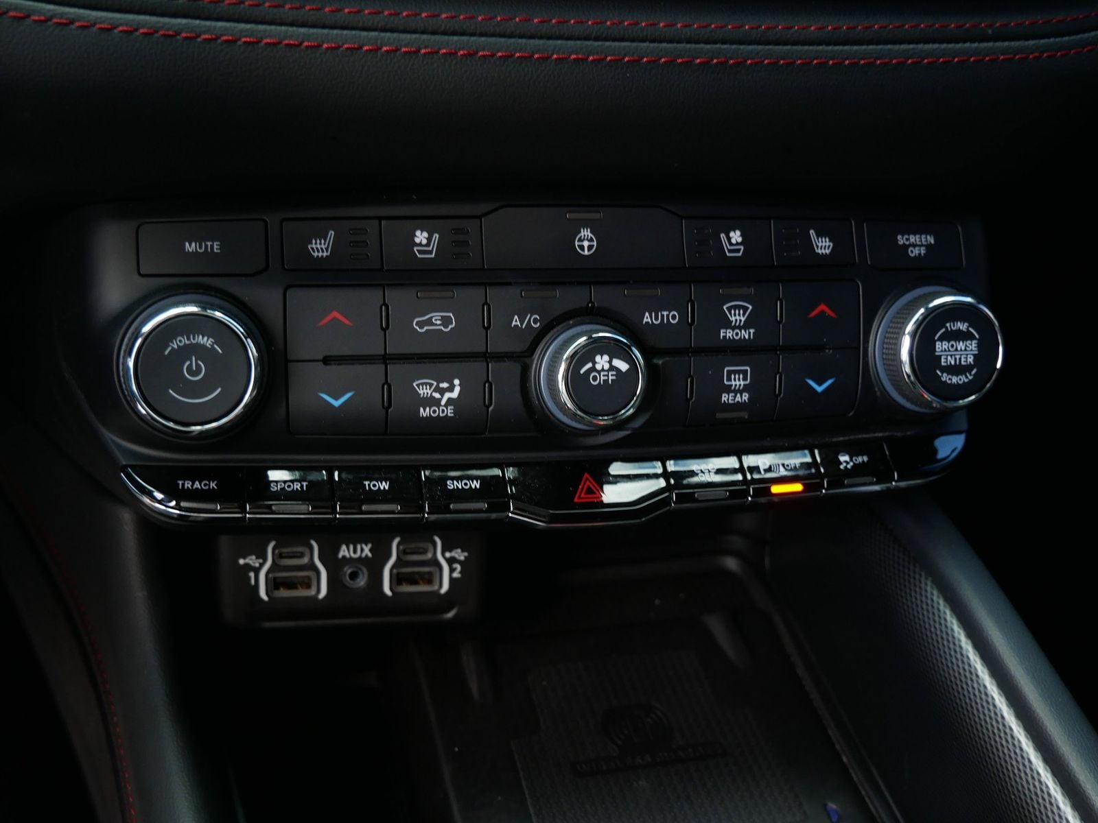 Thumbnail: 2024 Dodge Durango - 16