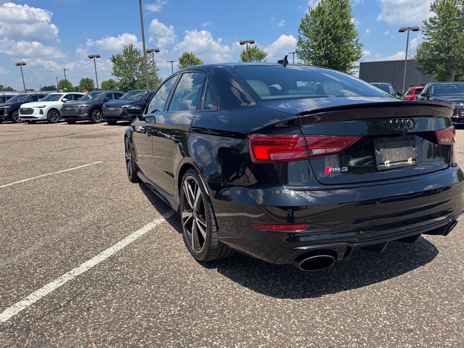 Thumbnail: 2018 Audi RS 3 - 4