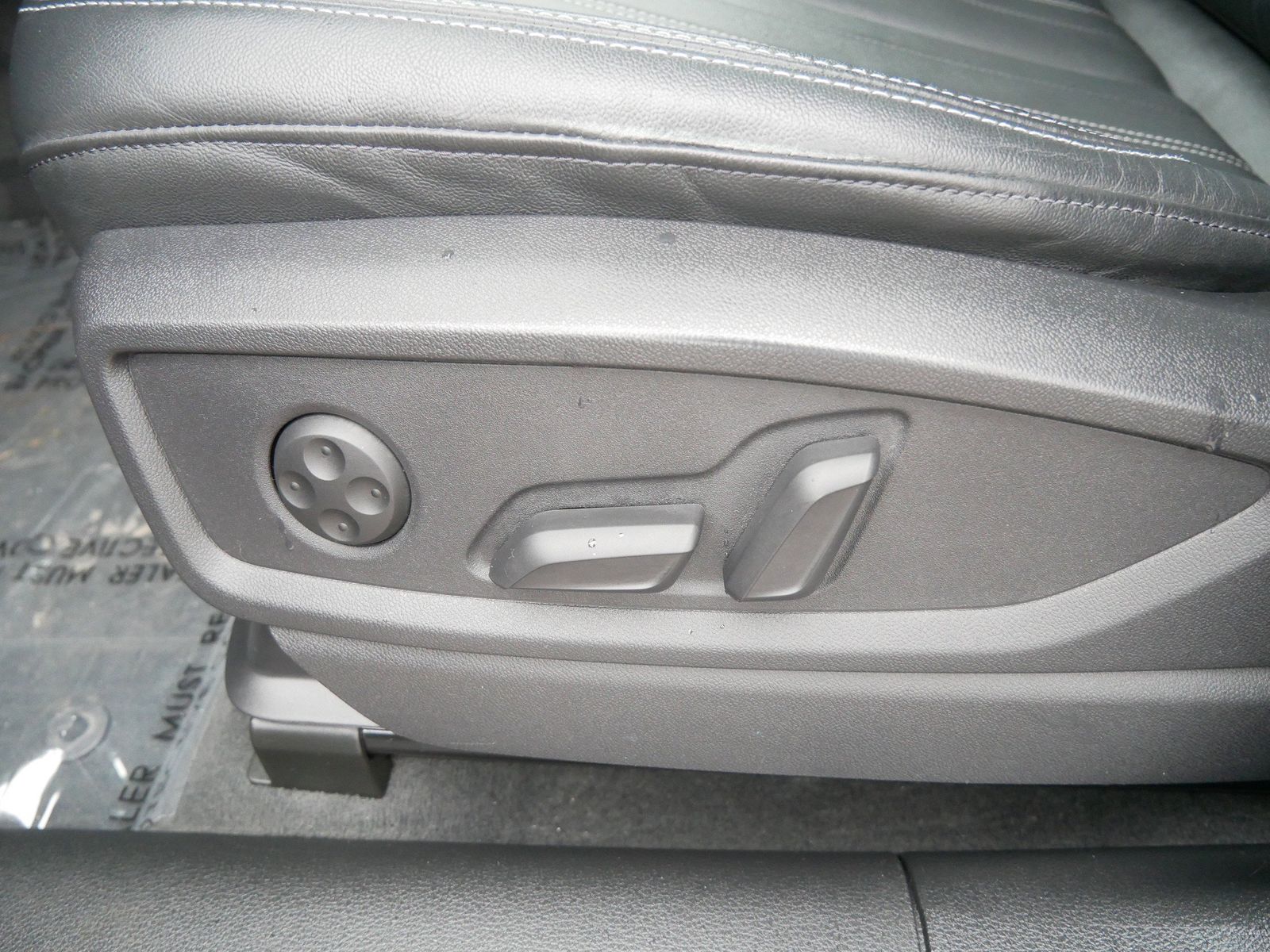 Thumbnail: 2023 Audi Q5 - 15