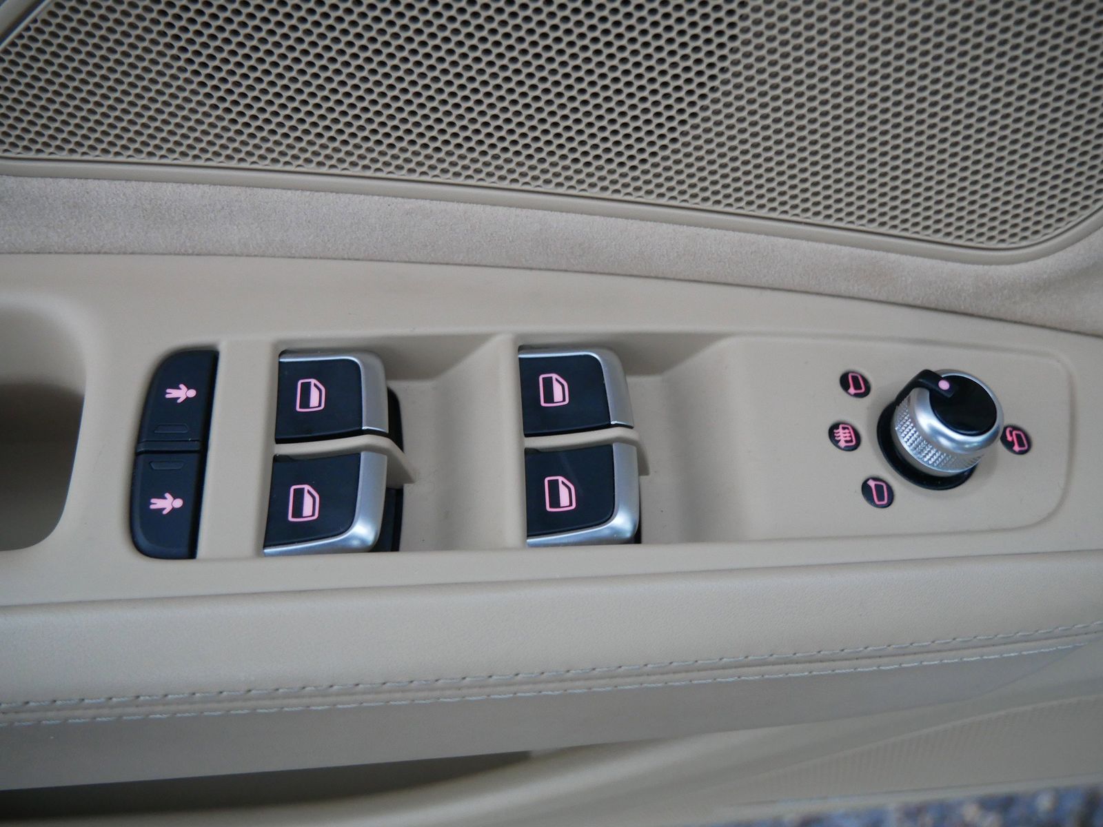 Thumbnail: 2018 Audi A8 - 17