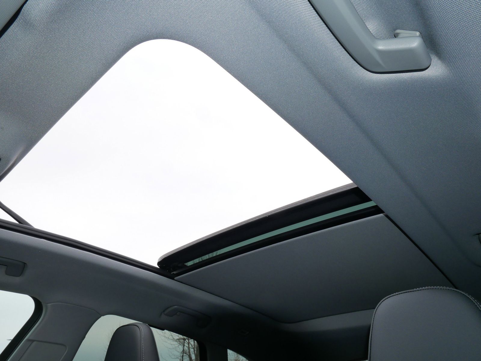 Thumbnail: 2025 Audi Q5 - 25