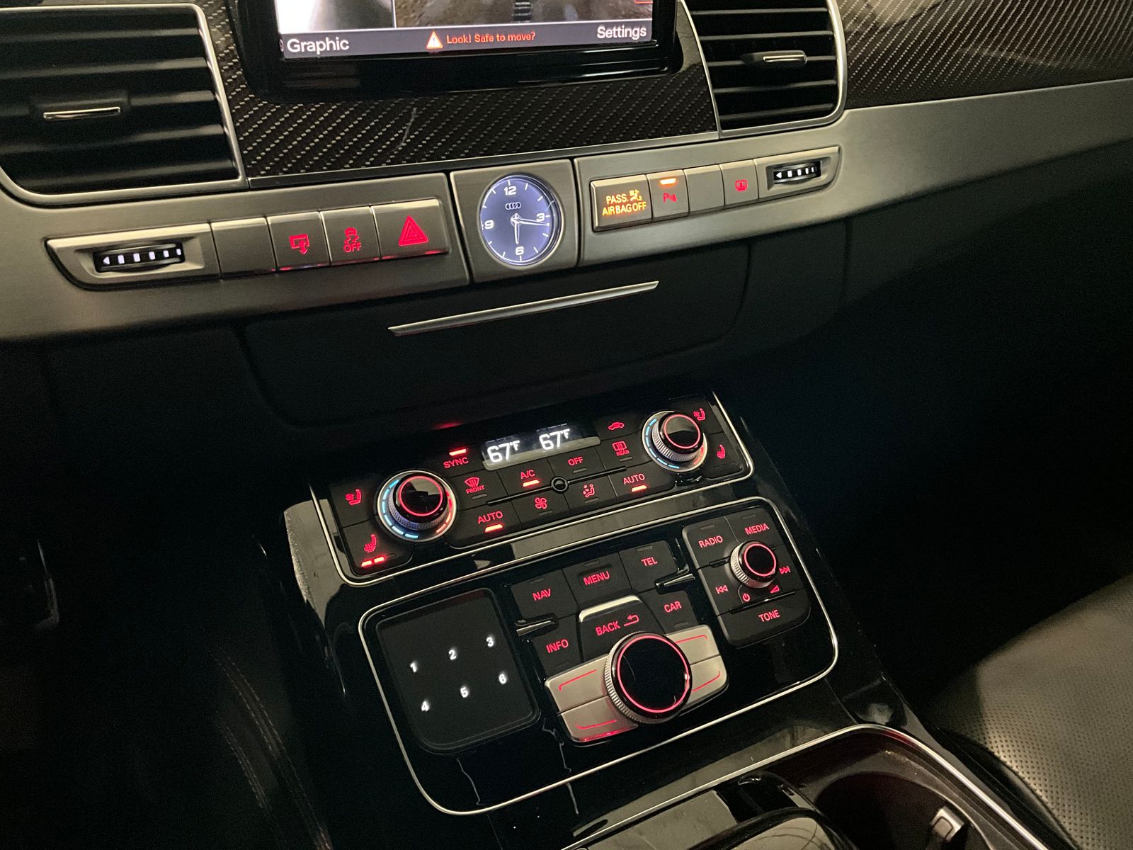 Thumbnail: 2017 Audi S8 - 21