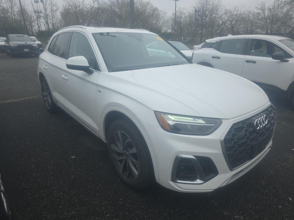 Thumbnail: 2023 Audi Q5 - 10