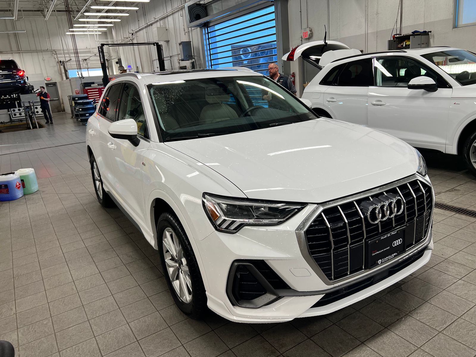 Thumbnail: 2025 Audi Q3 - 2