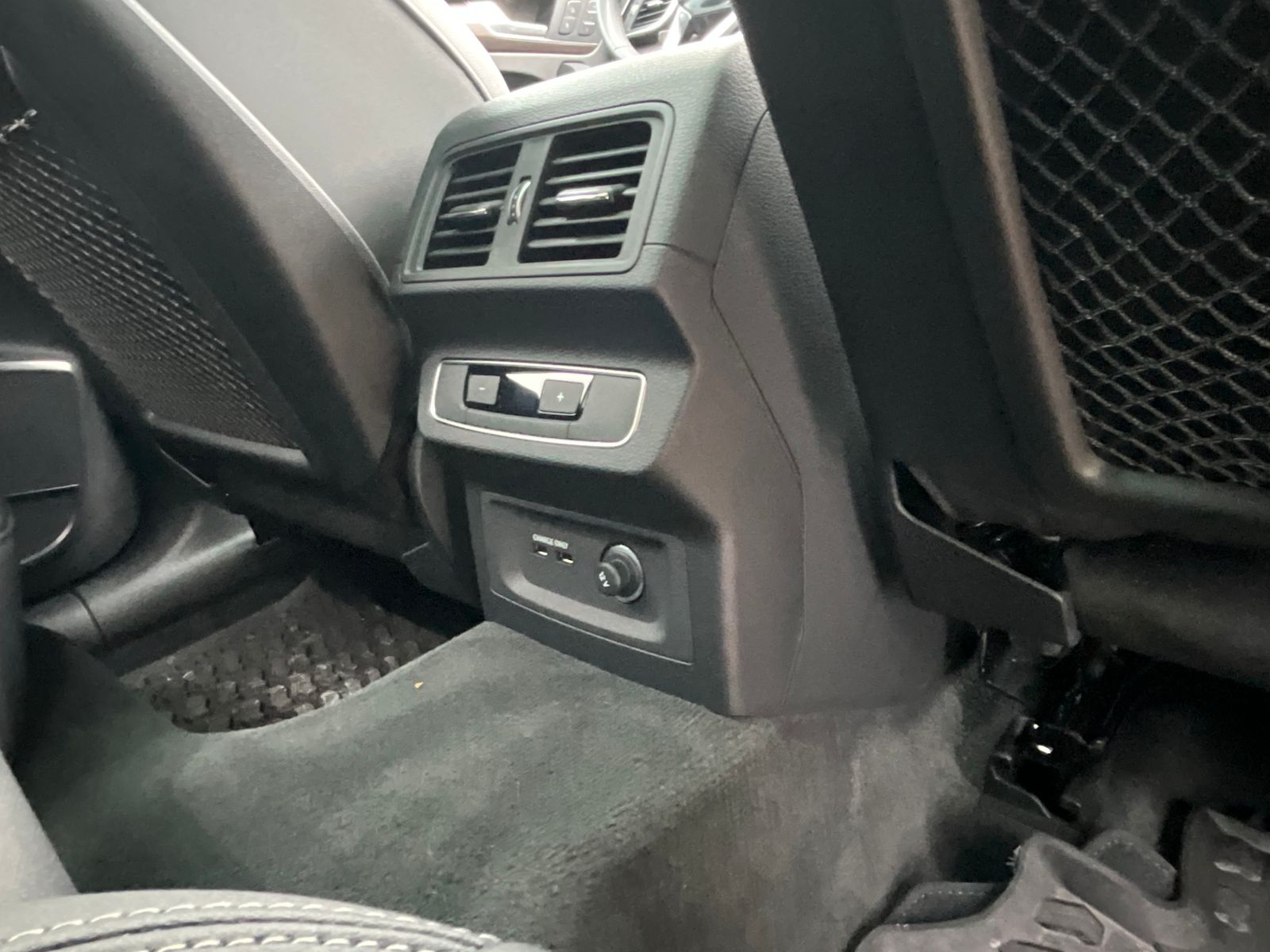 Thumbnail: 2024 Audi Q5 - 3