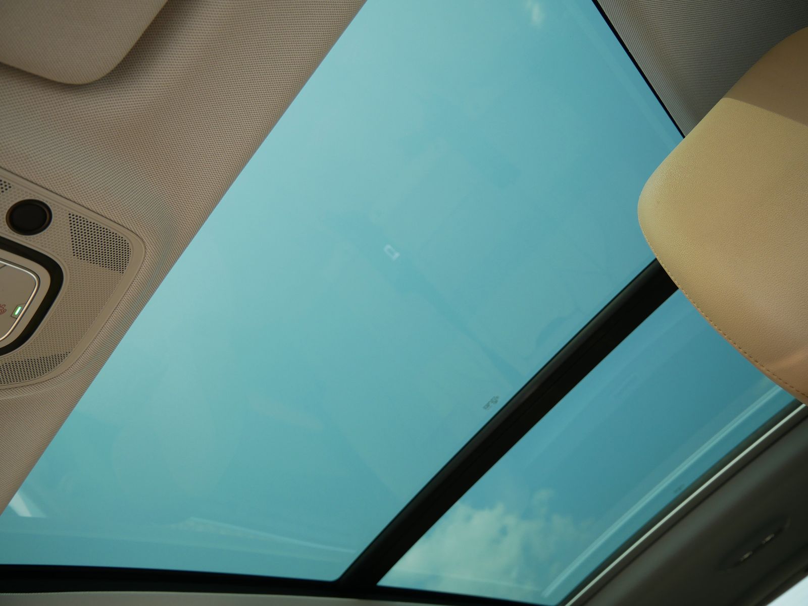 Thumbnail: 2022 Audi Q7 - 22