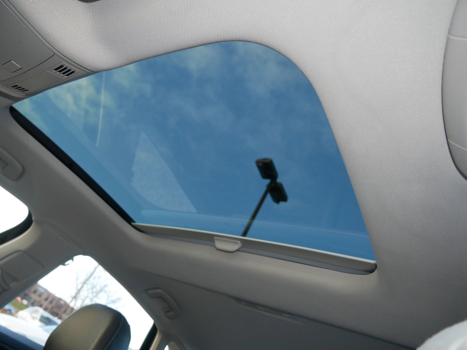 Thumbnail: 2019 Volkswagen Jetta - 19