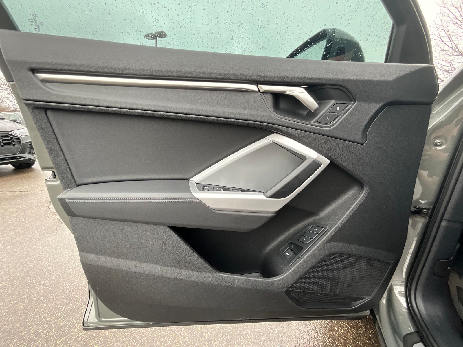 Thumbnail: 2024 Audi Q3 - 19