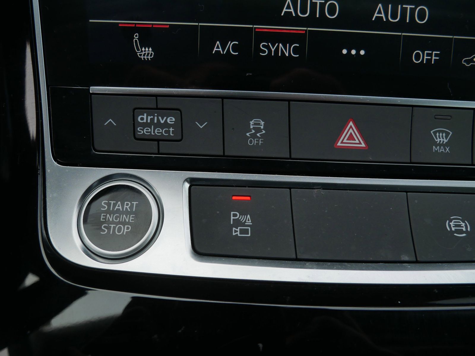 Thumbnail: 2023 Audi Q7 - 26