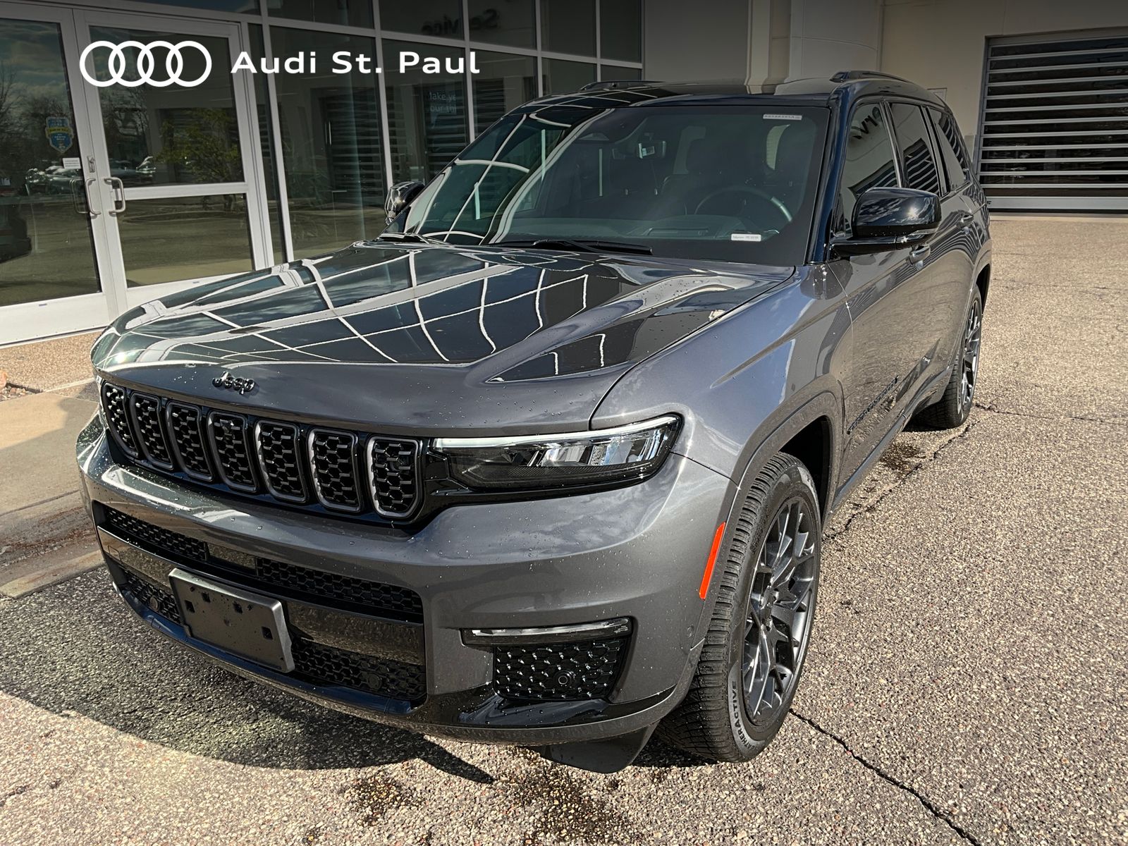 Thumbnail: 2024 Jeep Grand Cherokee L - 1