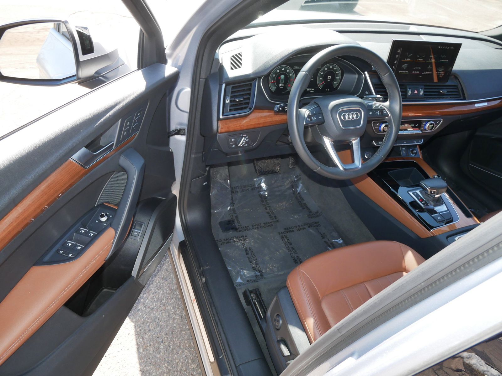 Thumbnail: 2022 Audi Q5 - 9